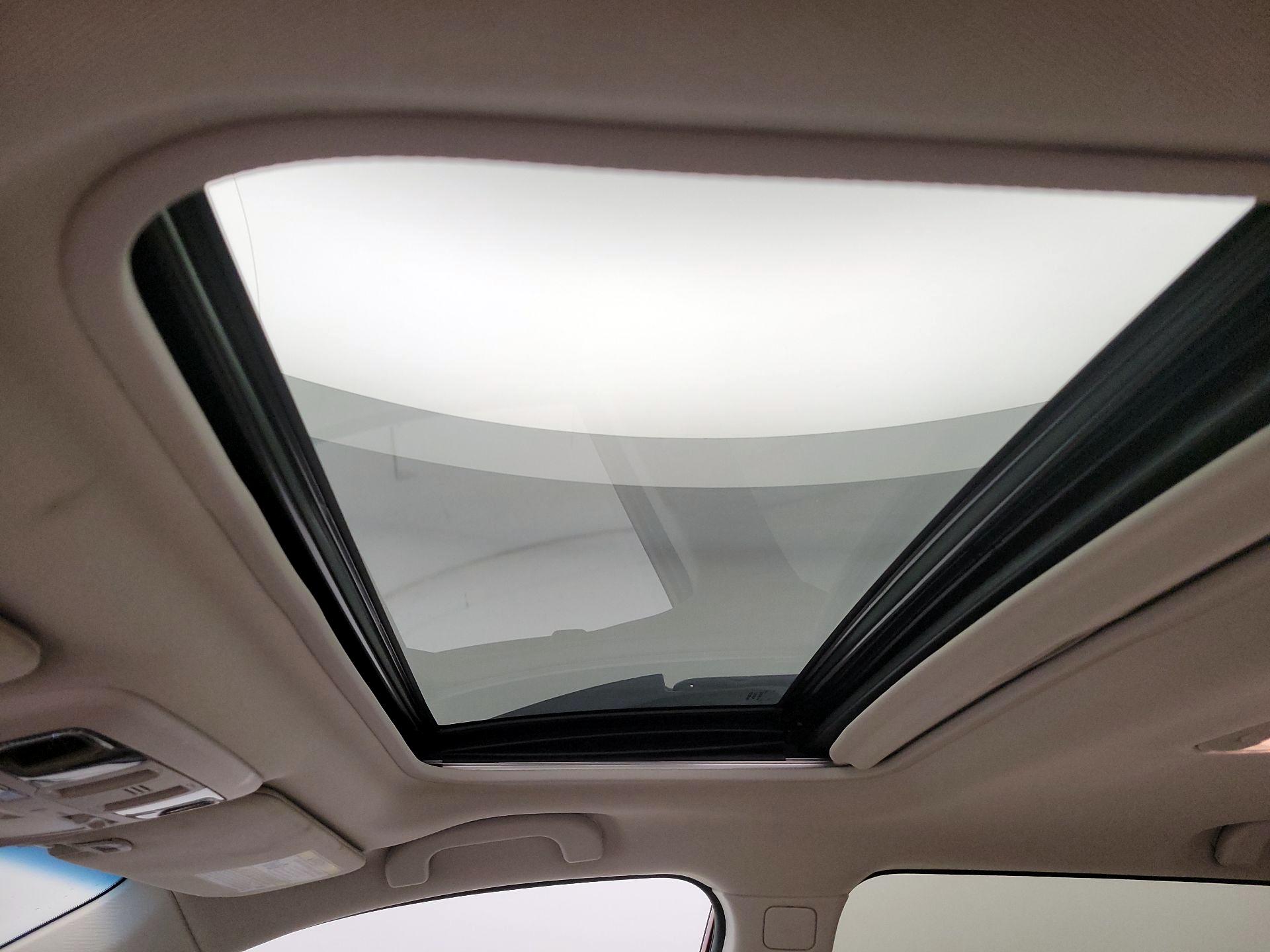 Thumbnail: 2016 Subaru Outback - 20