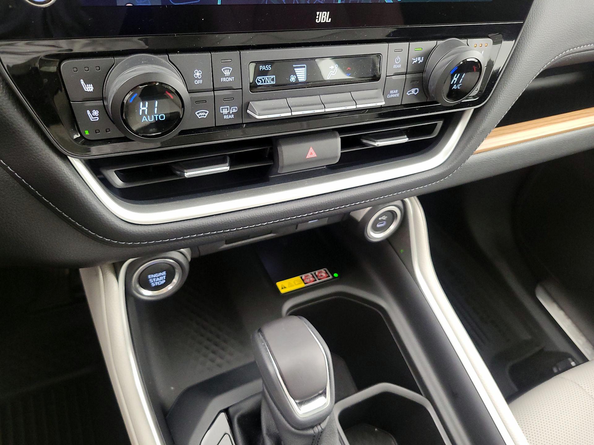 Thumbnail: 2025 Toyota Grand Highlander - 17