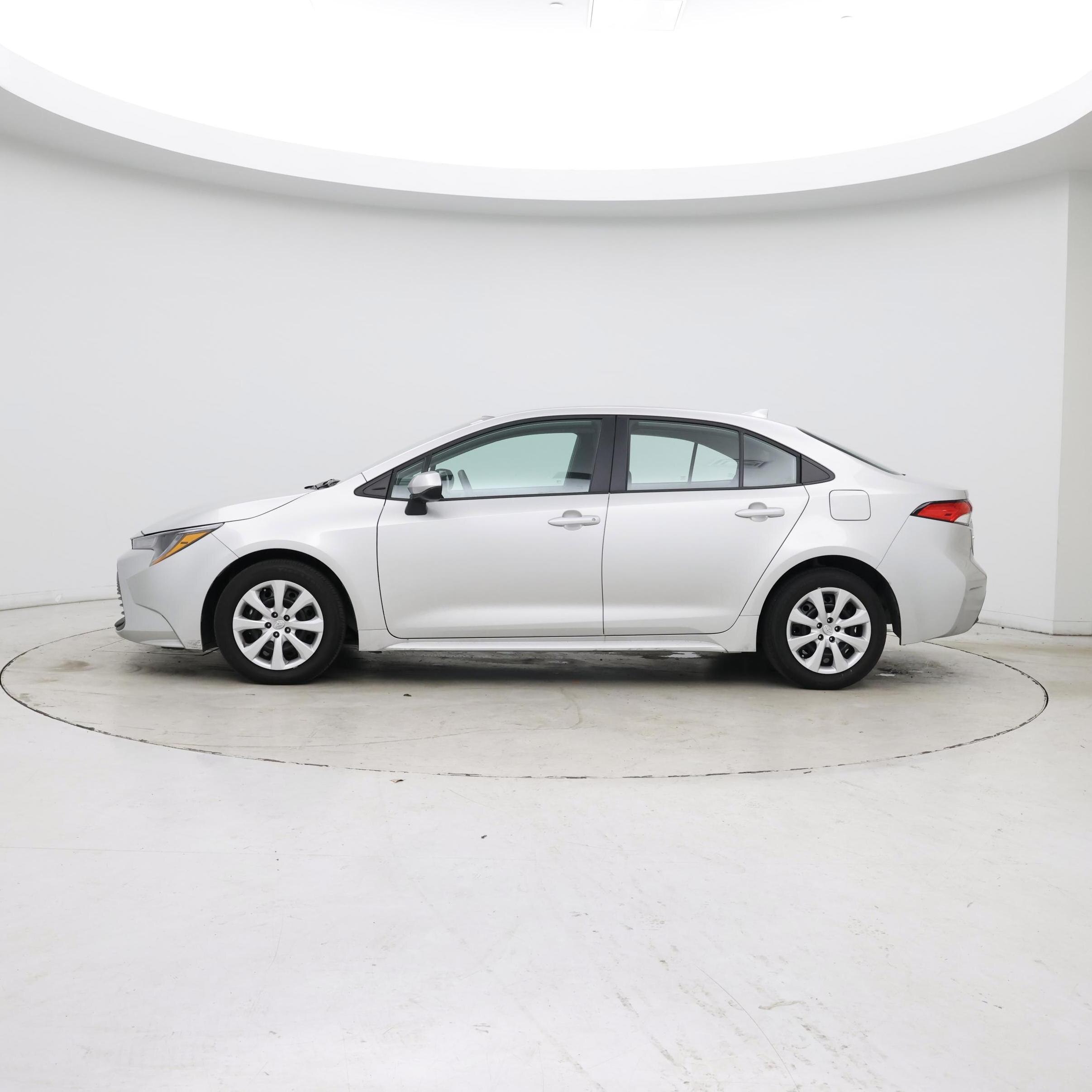 Thumbnail: 2025 Toyota Corolla - 3