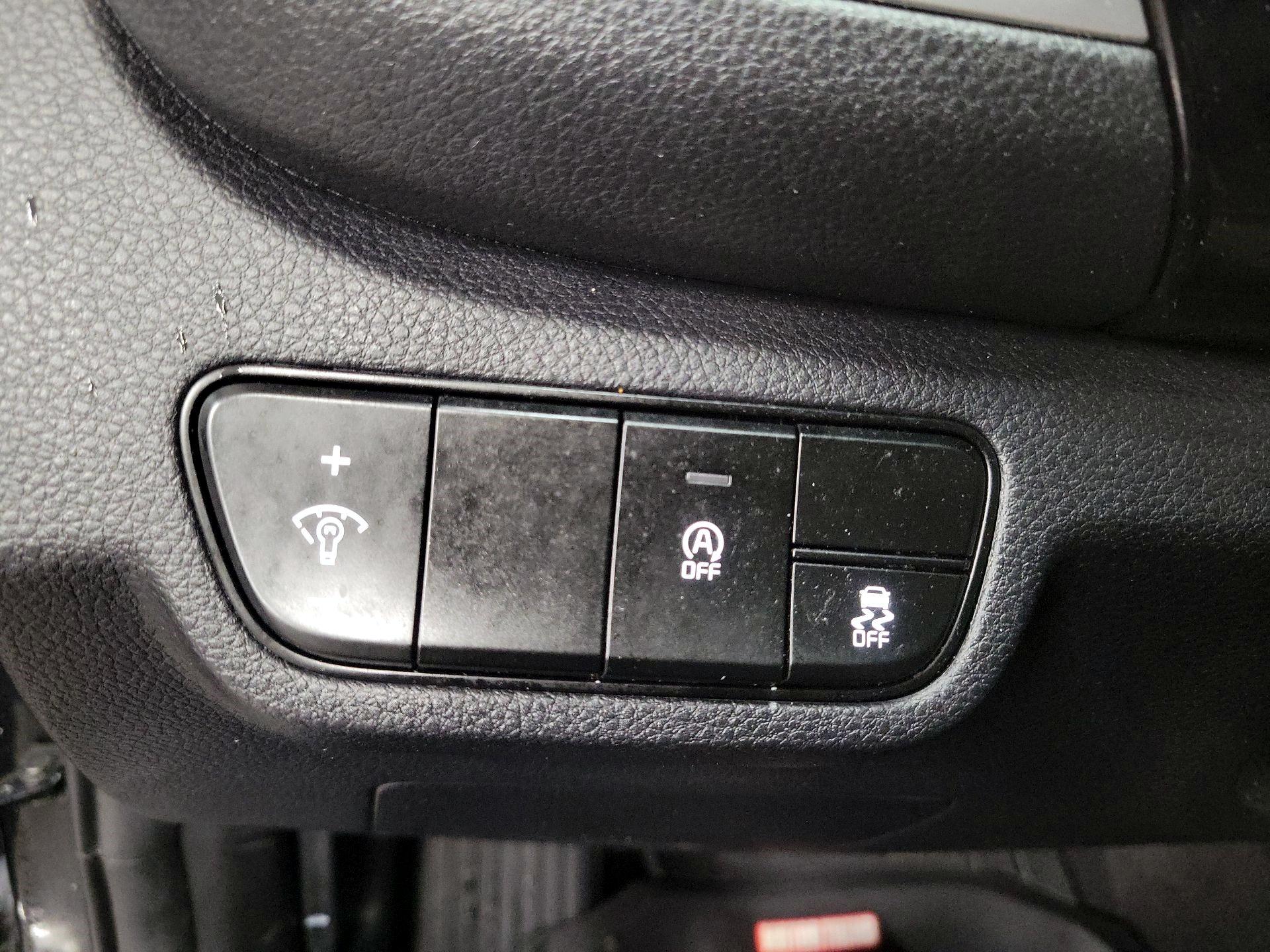 Thumbnail: 2024 Kia Seltos - 11