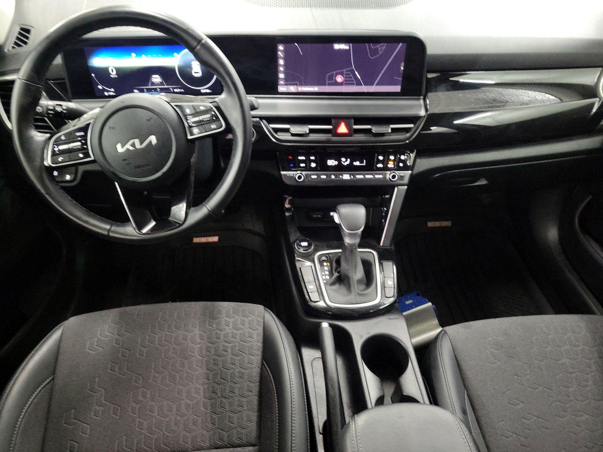 Thumbnail: 2024 Kia Seltos - 8