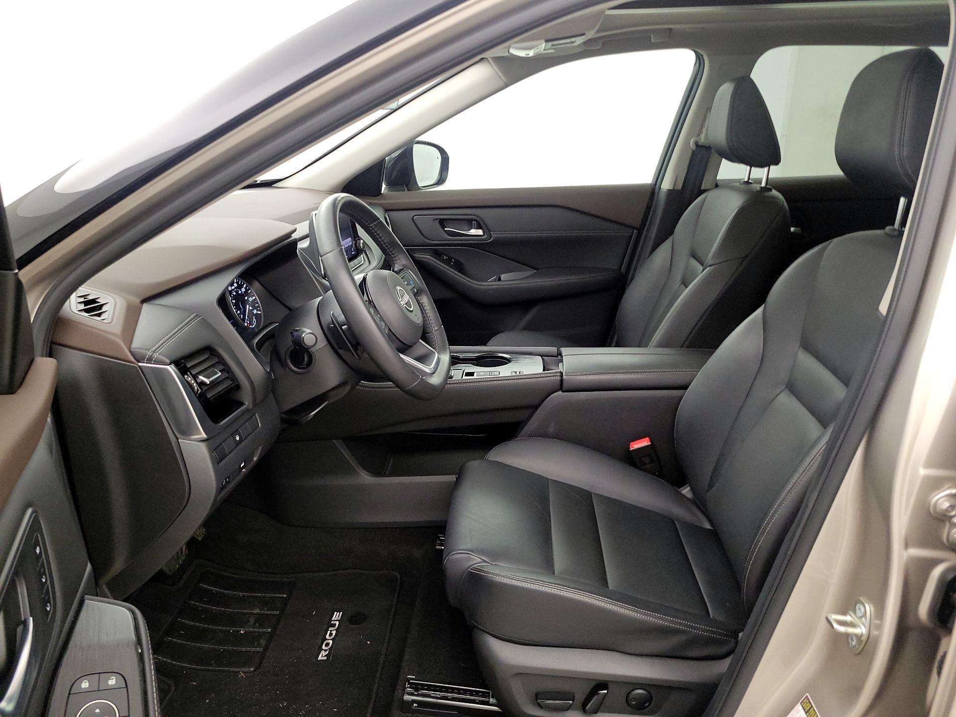 Thumbnail: 2022 Nissan Rogue - 11