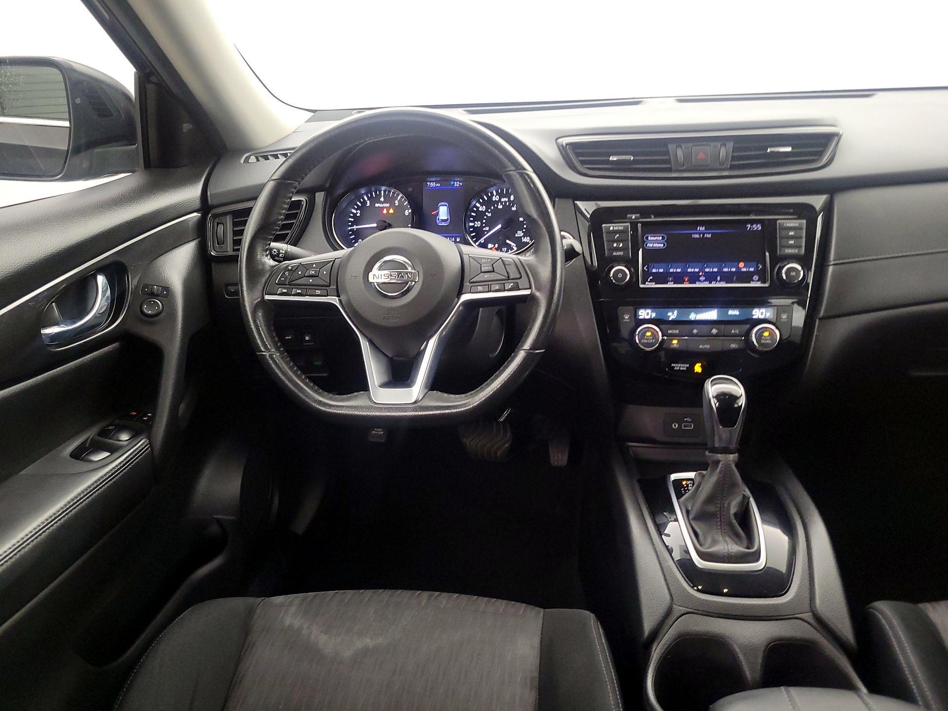 Thumbnail: 2018 Nissan Rogue - 10