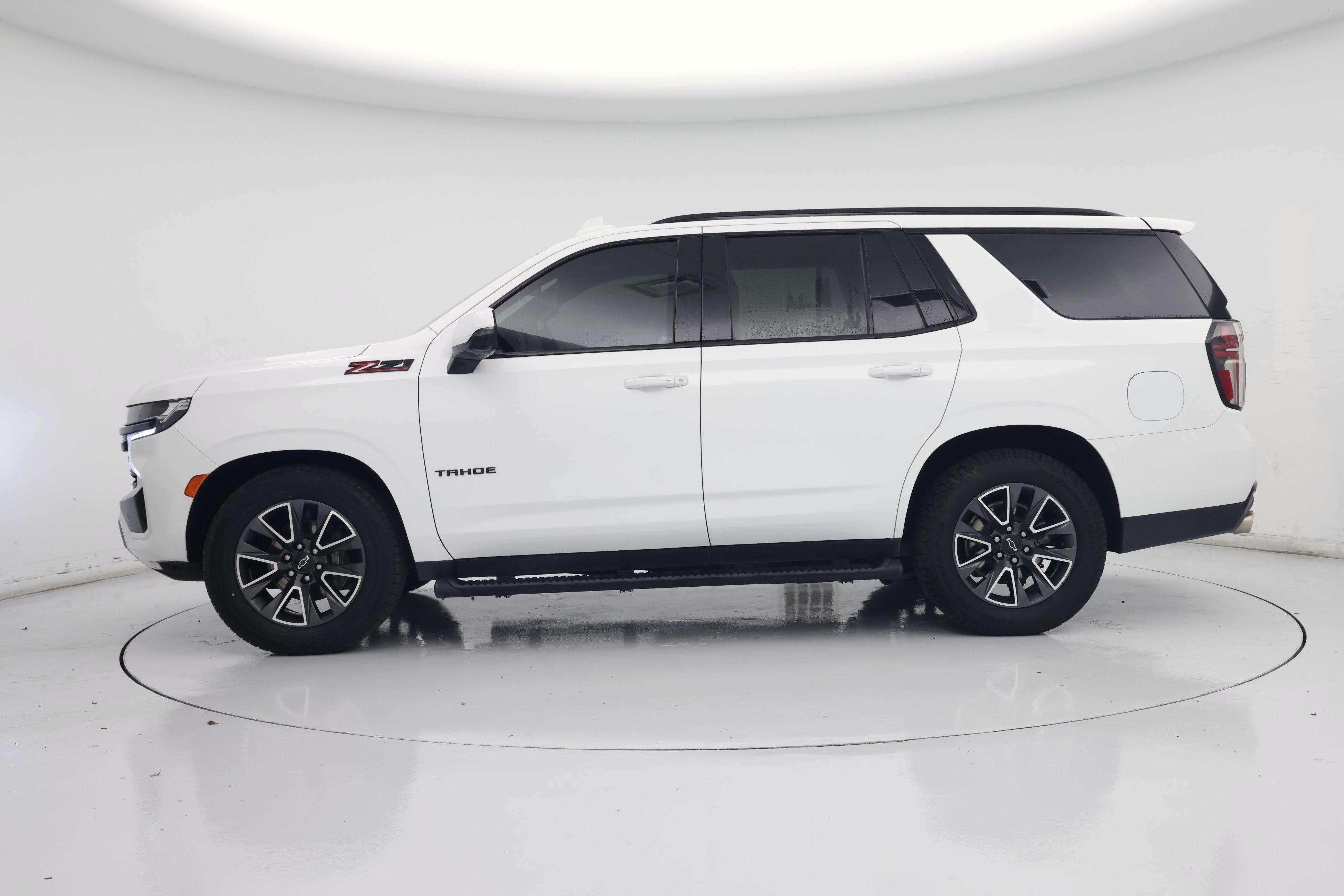 Thumbnail: 2023 Chevrolet Tahoe - 3