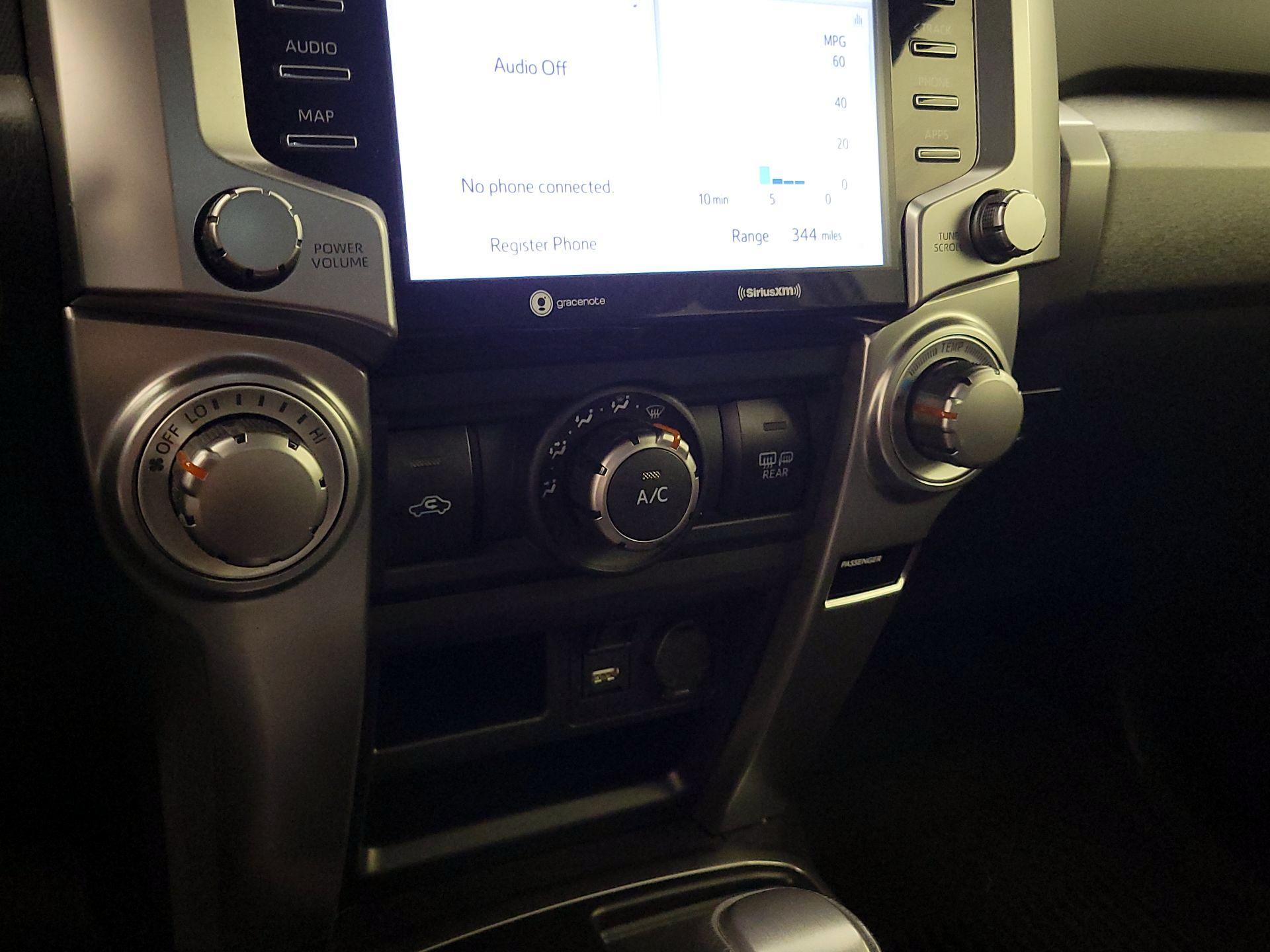 Thumbnail: 2021 Toyota 4Runner - 16