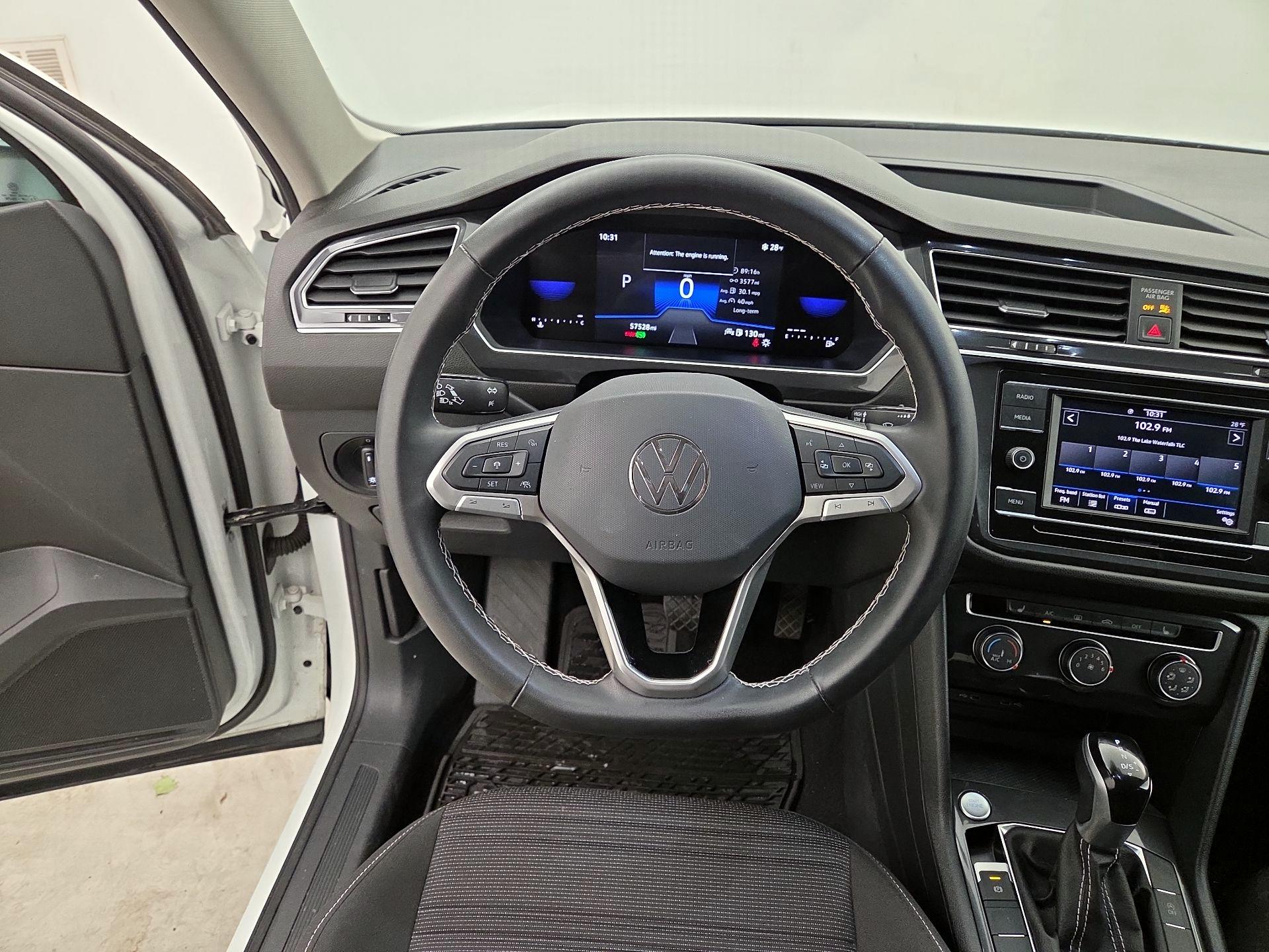 Thumbnail: 2024 Volkswagen Tiguan - 10