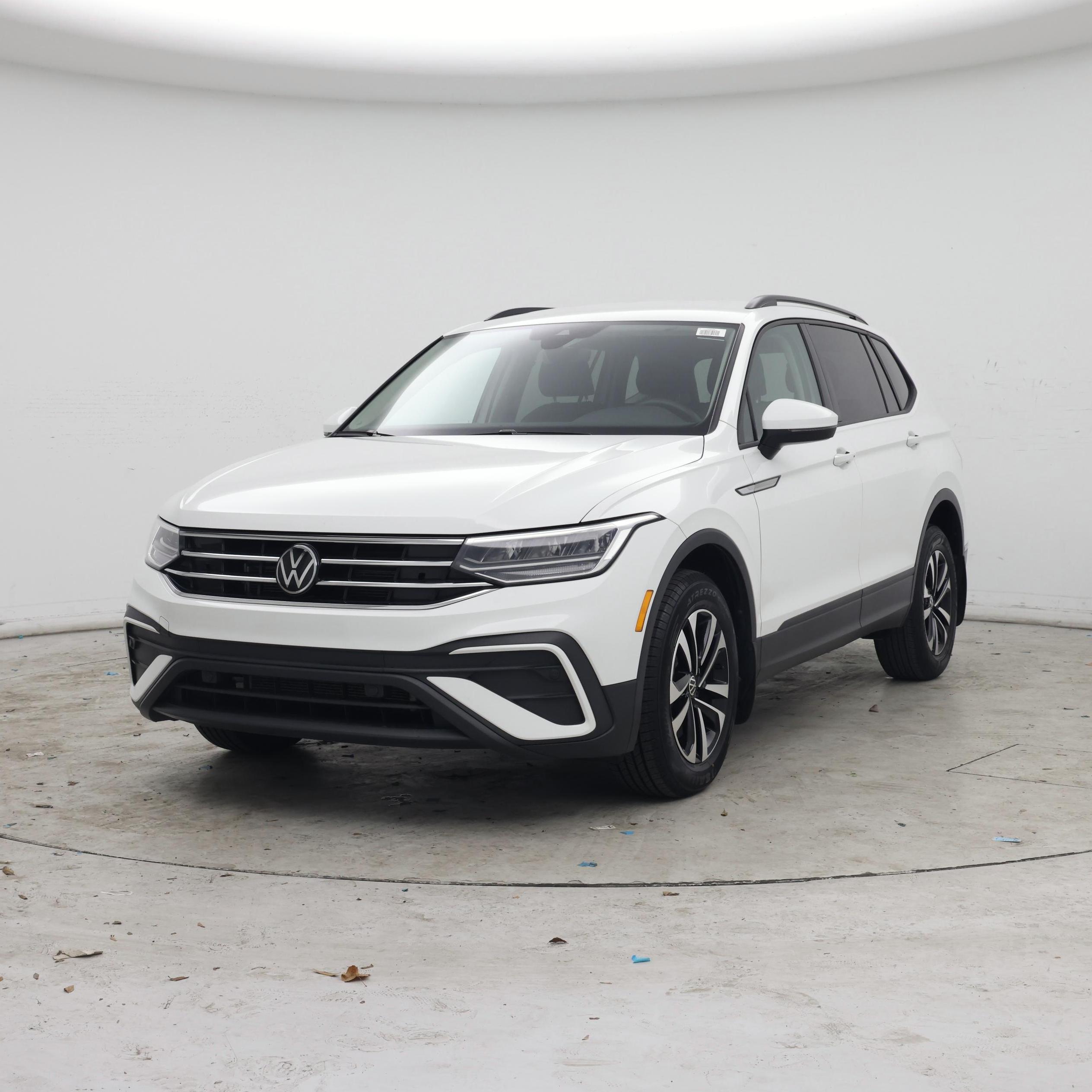 Thumbnail: 2024 Volkswagen Tiguan - 4