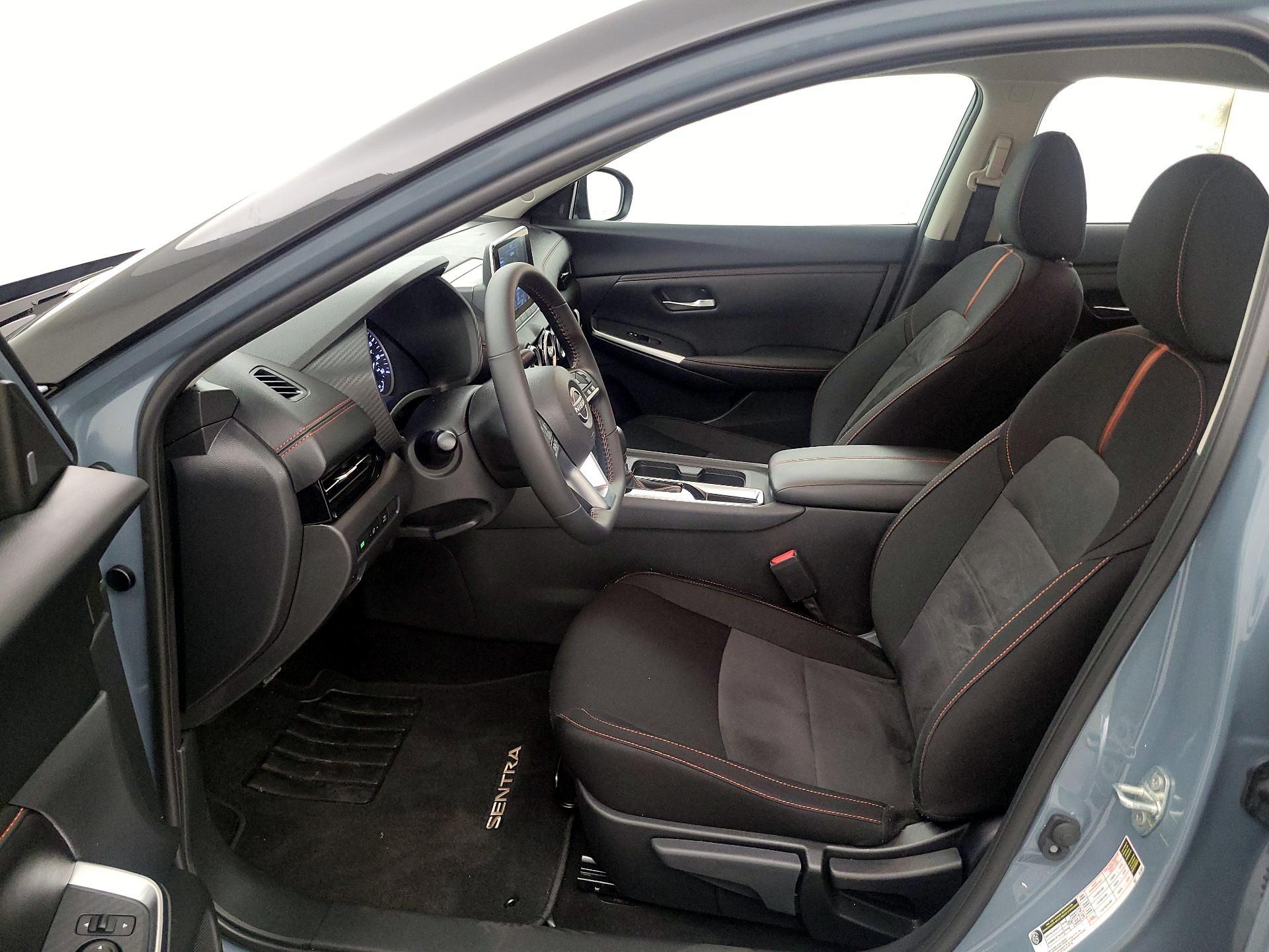 Thumbnail: 2025 Nissan Sentra - 11