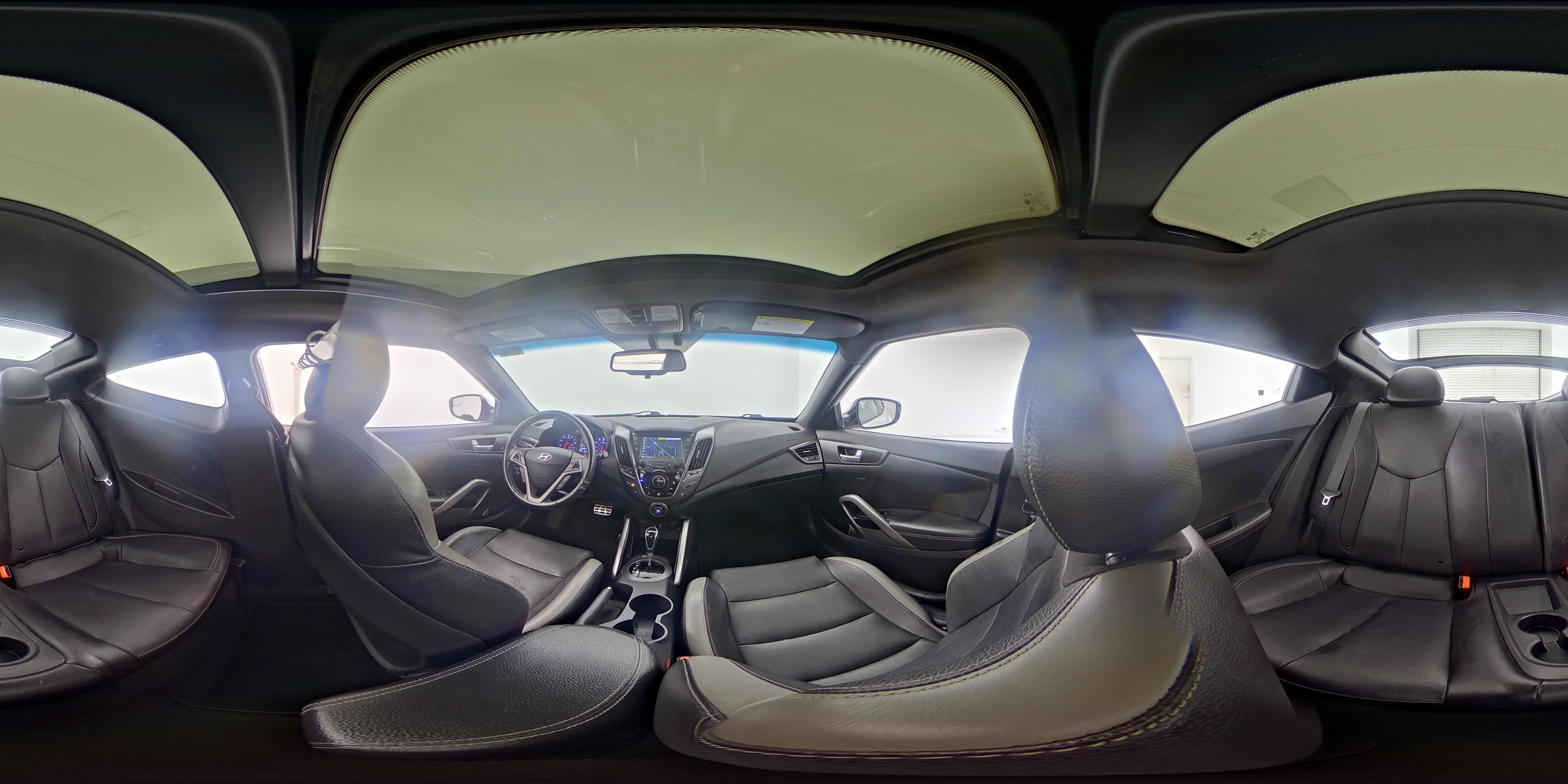 2017 Hyundai Veloster - Photo 27