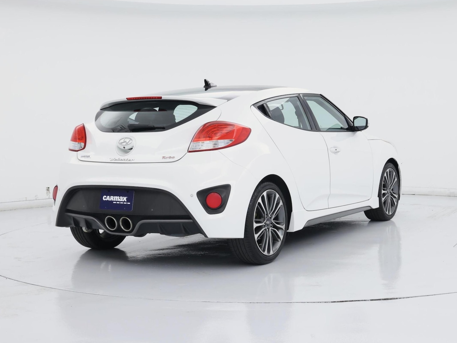 2017 Hyundai Veloster - Photo 9