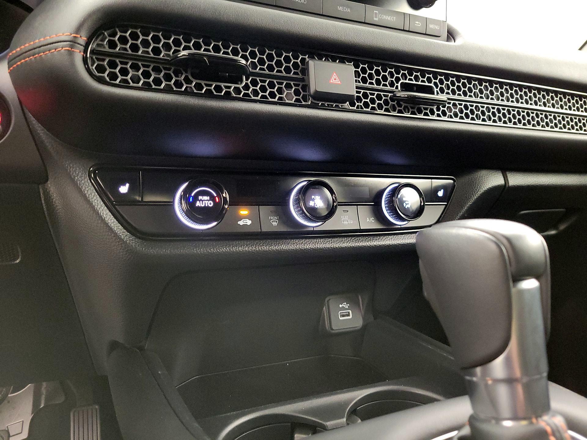 Thumbnail: 2025 Honda HR-V - 16