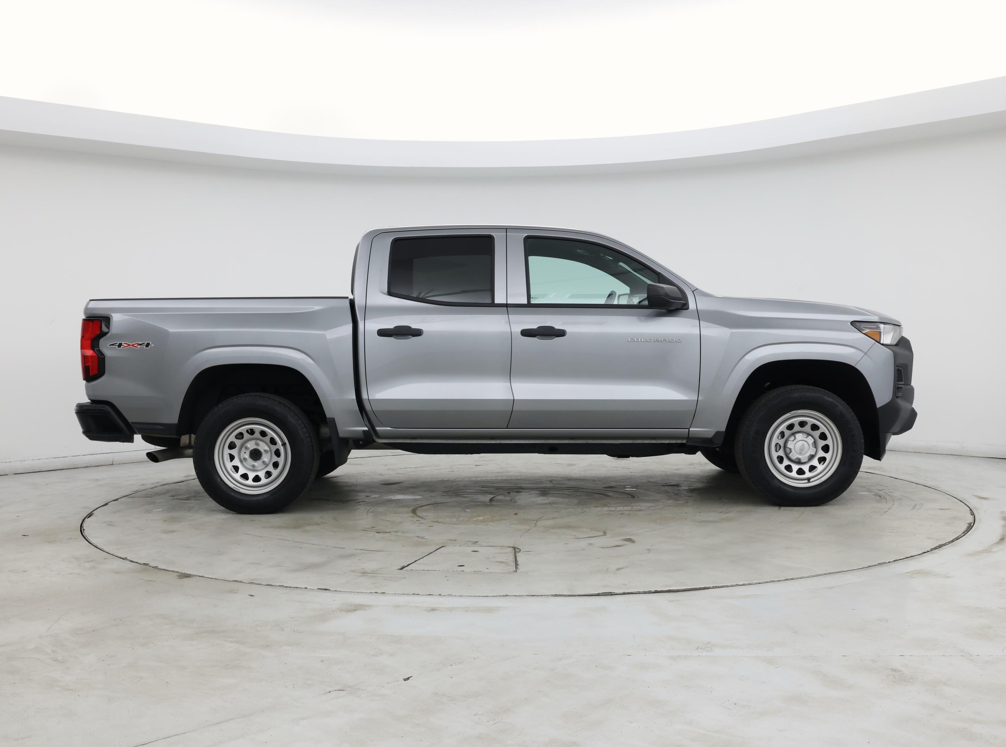 Thumbnail: 2024 Chevrolet Colorado - 7