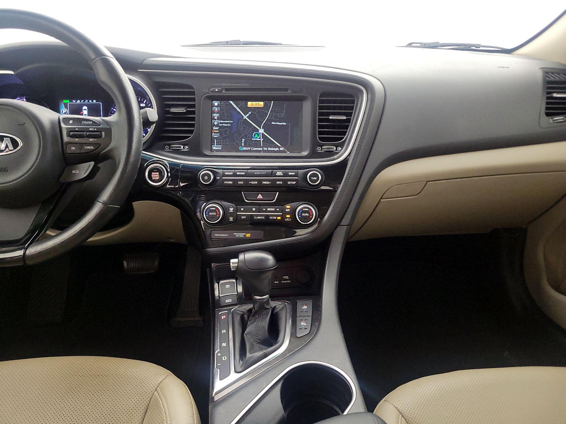 Thumbnail: 2015 Kia Optima - 9