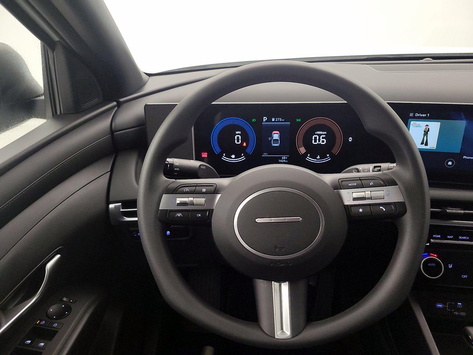 Thumbnail: 2026 Hyundai Santa Cruz - 10