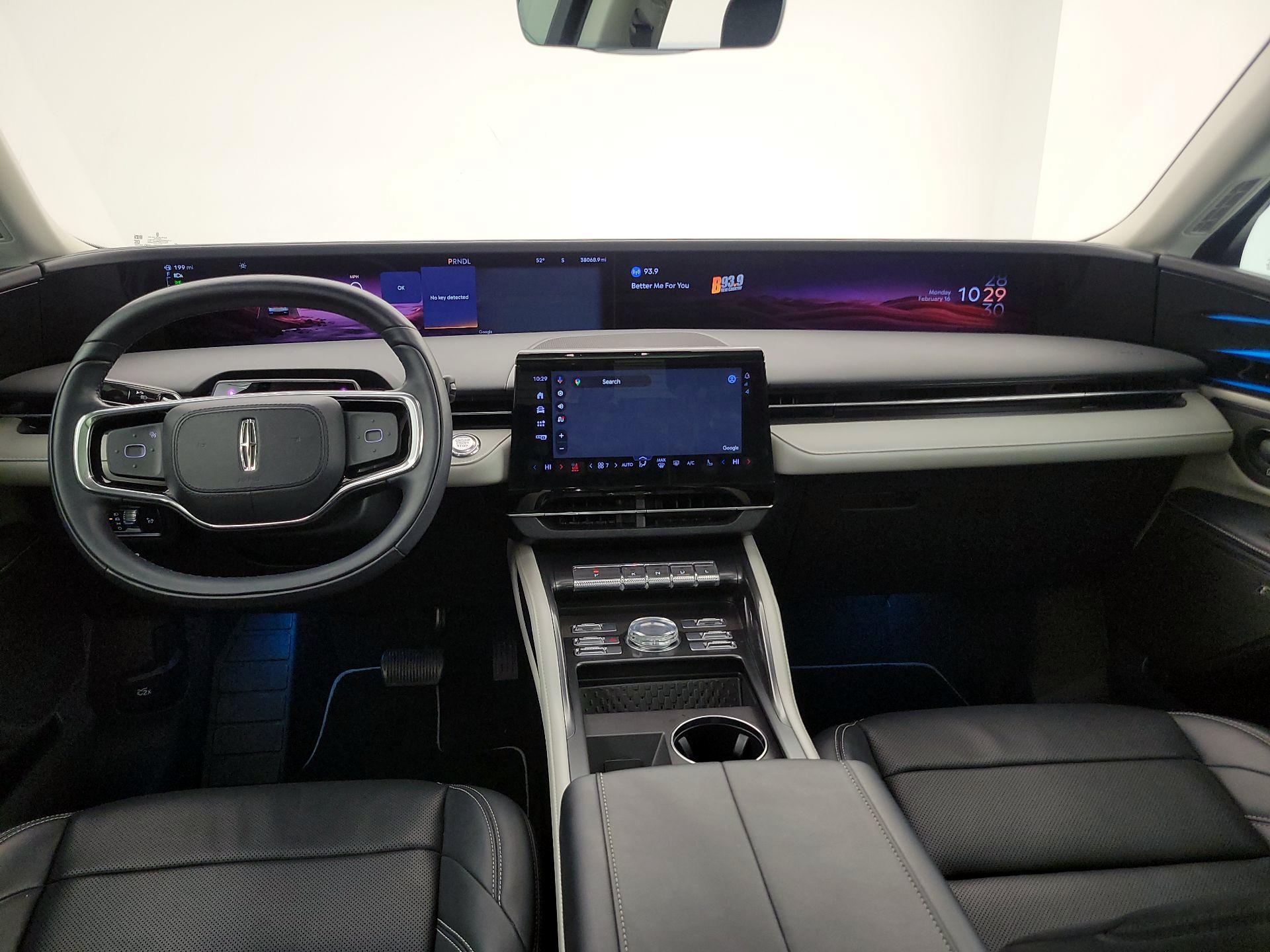 Thumbnail: 2024 Lincoln Nautilus - 9