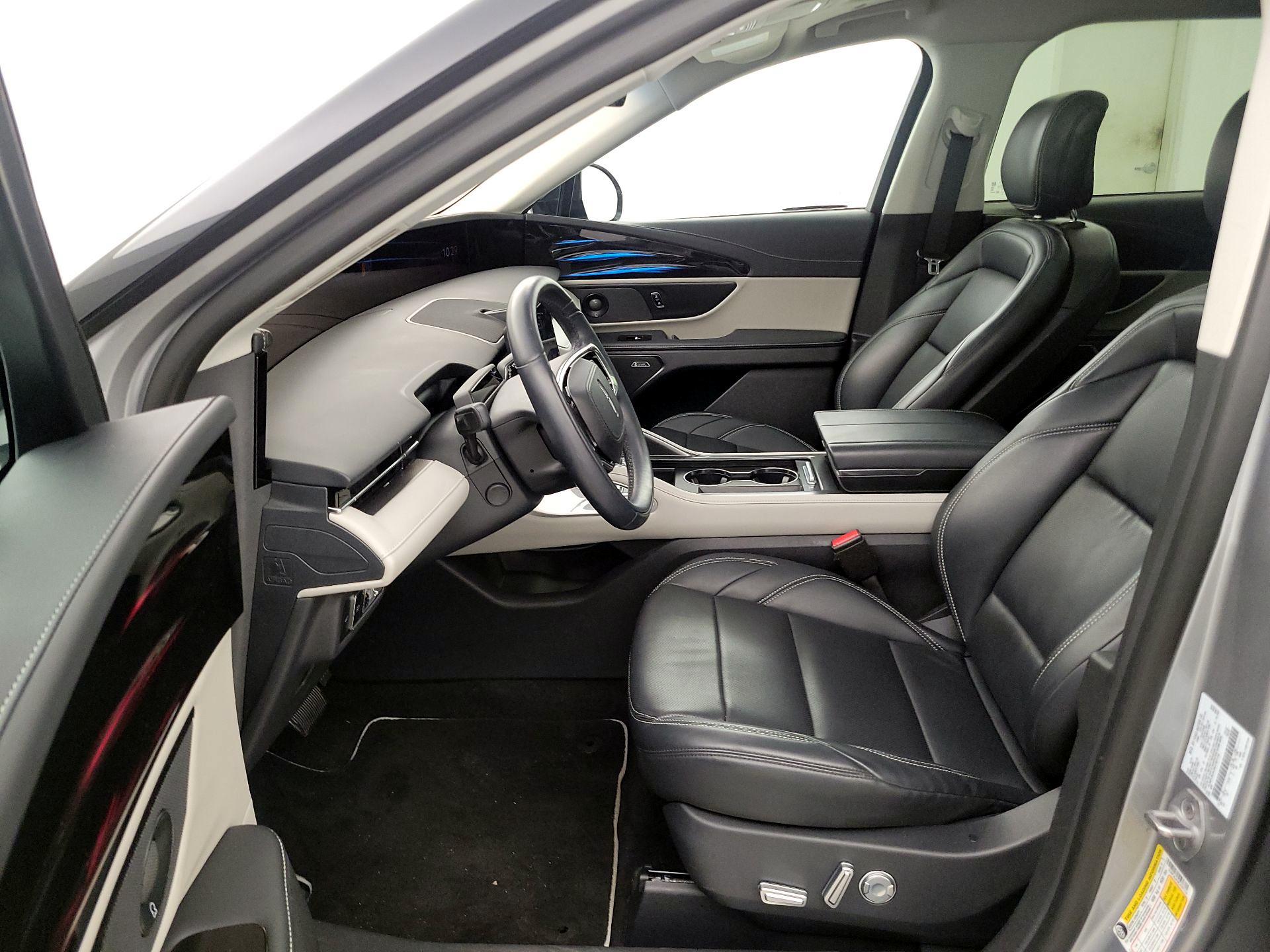 Thumbnail: 2024 Lincoln Nautilus - 11