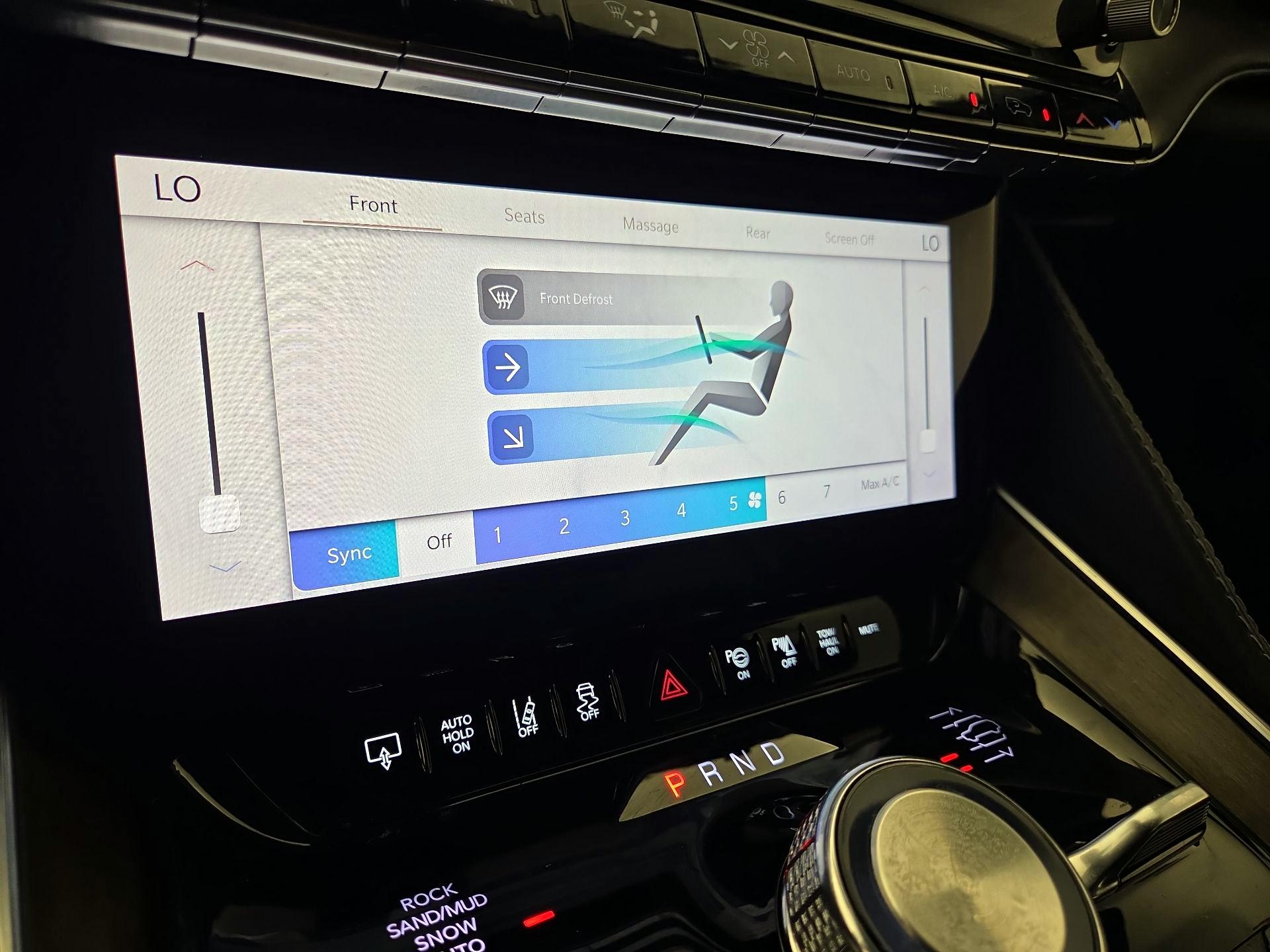 Thumbnail: 2022 Jeep Grand Wagoneer - 17