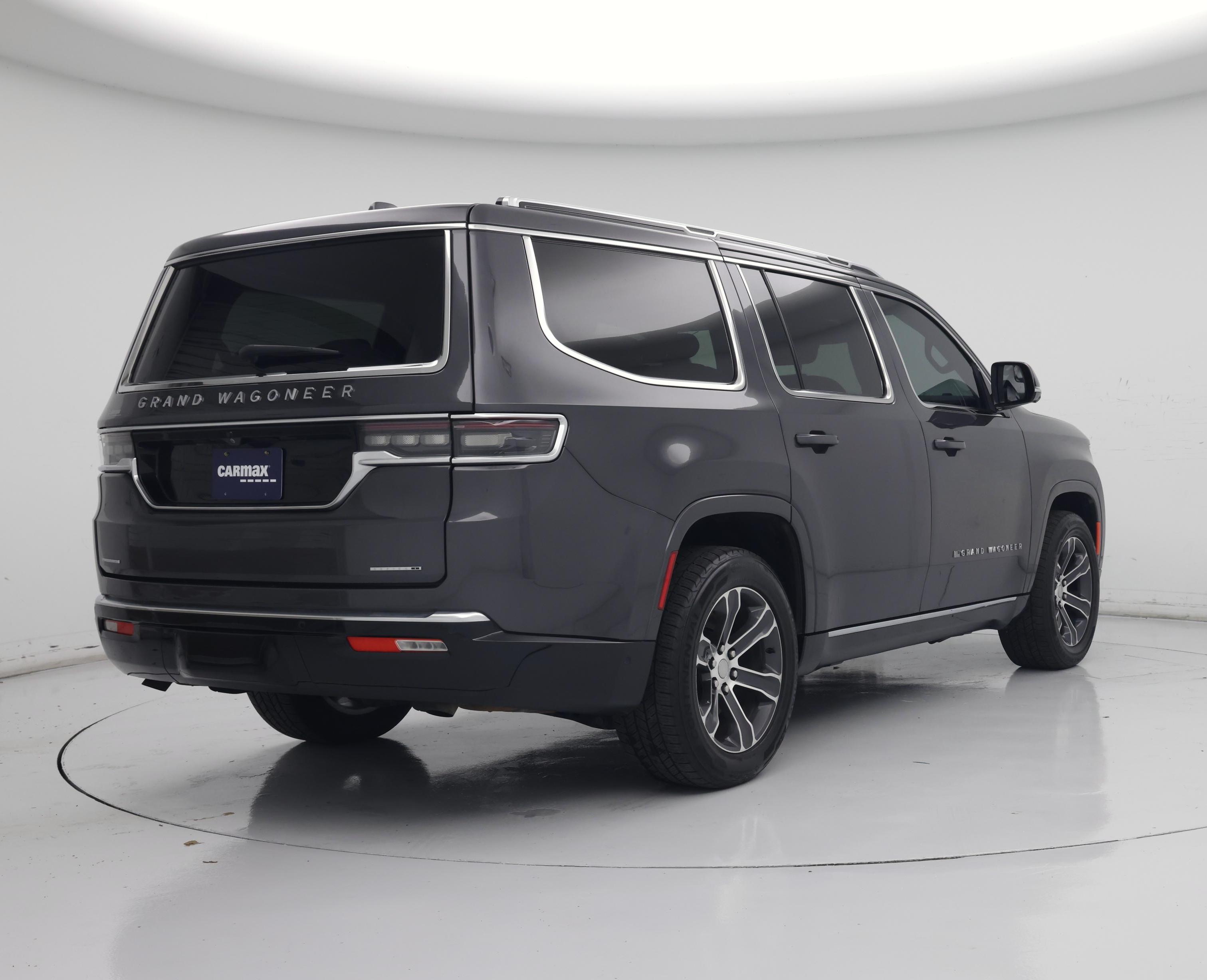 Thumbnail: 2022 Jeep Grand Wagoneer - 8