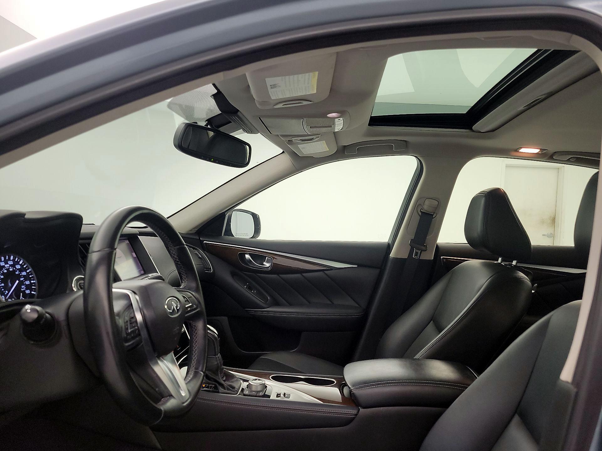 Thumbnail: 2018 INFINITI Q50 - 19