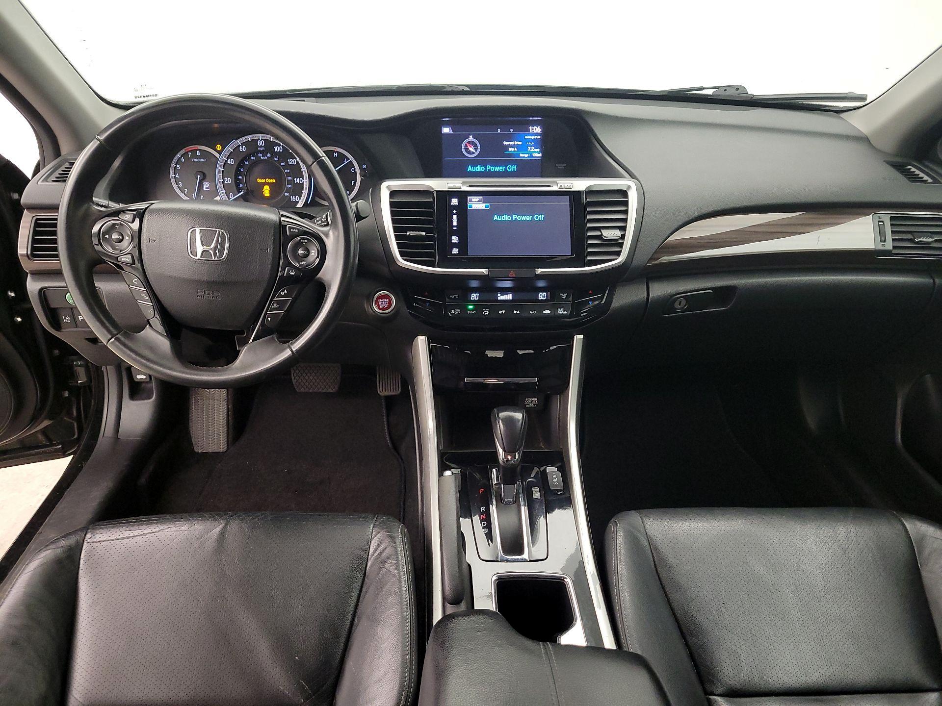 Thumbnail: 2017 Honda Accord - 9