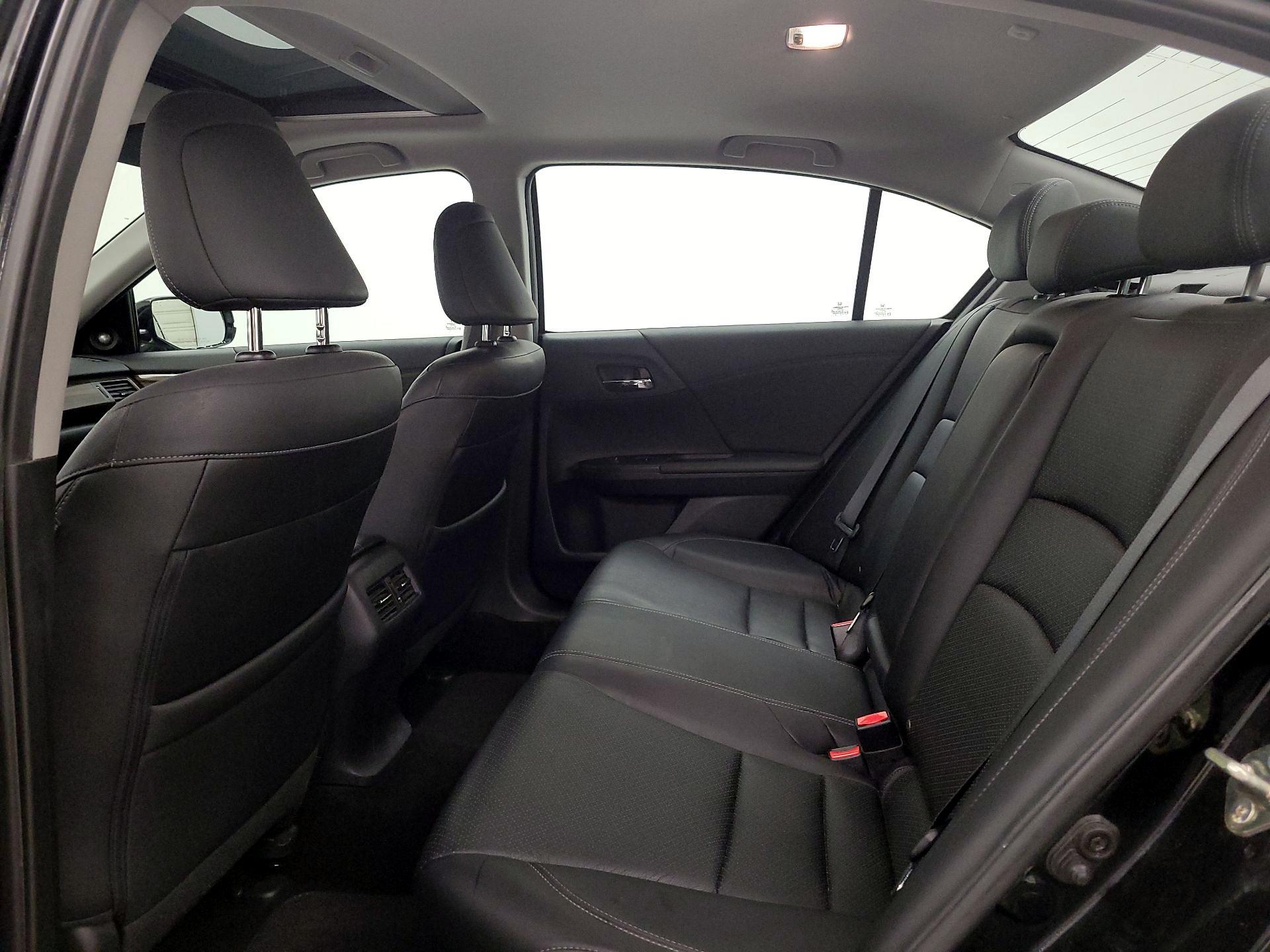 Thumbnail: 2017 Honda Accord - 20