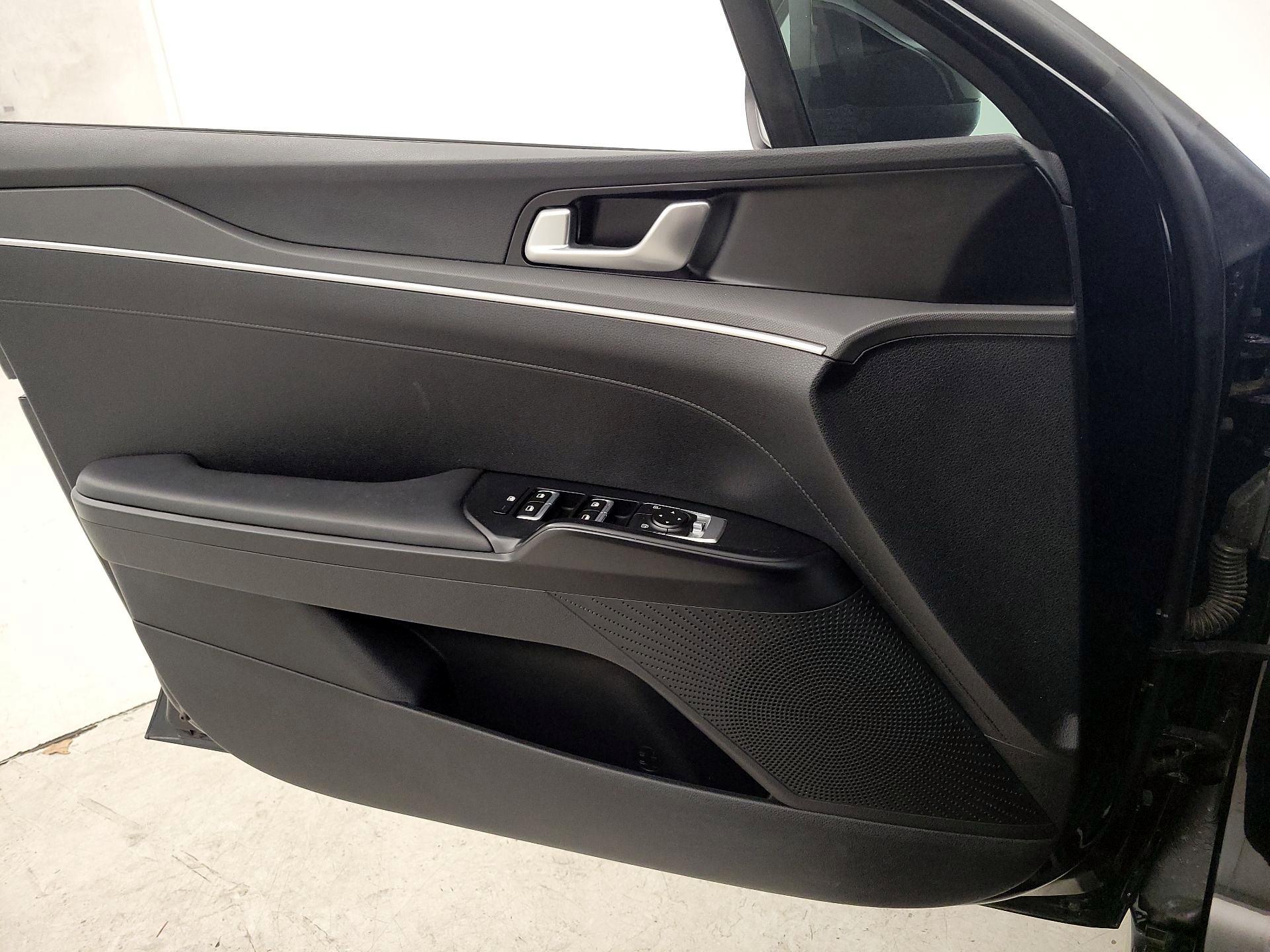 Thumbnail: 2021 Kia K5 - 12