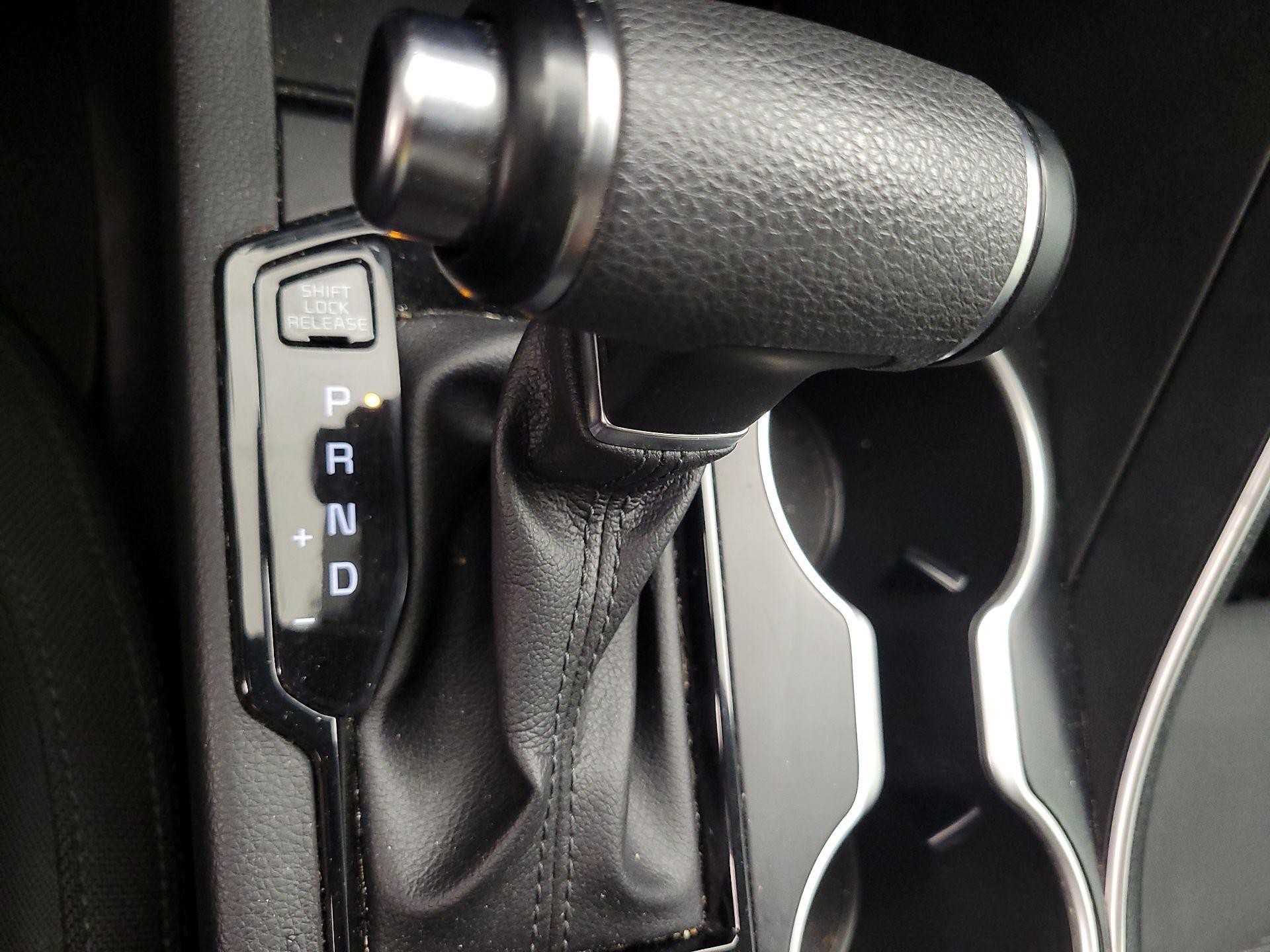 Thumbnail: 2021 Kia K5 - 17