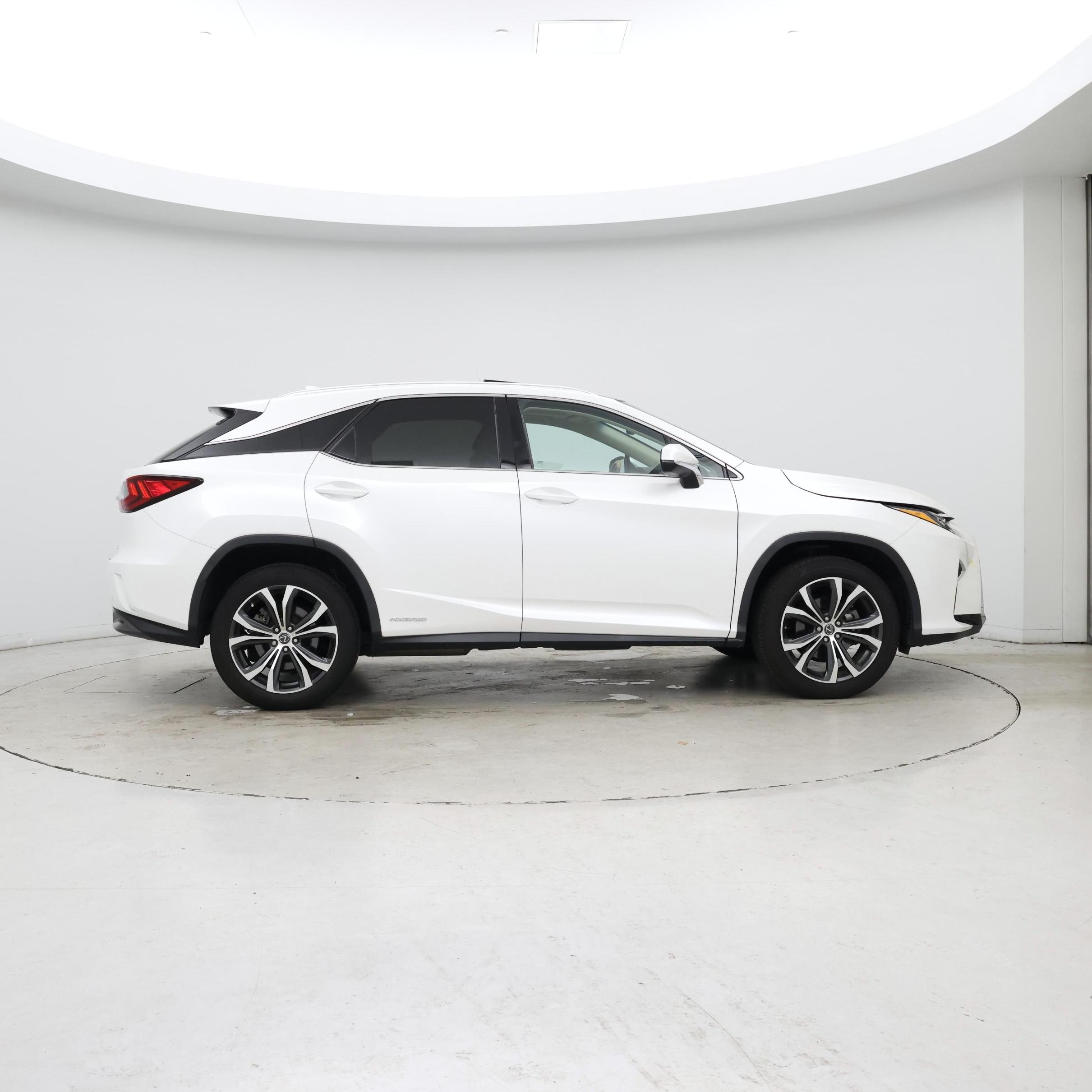 Thumbnail: 2018 Lexus RX - 7