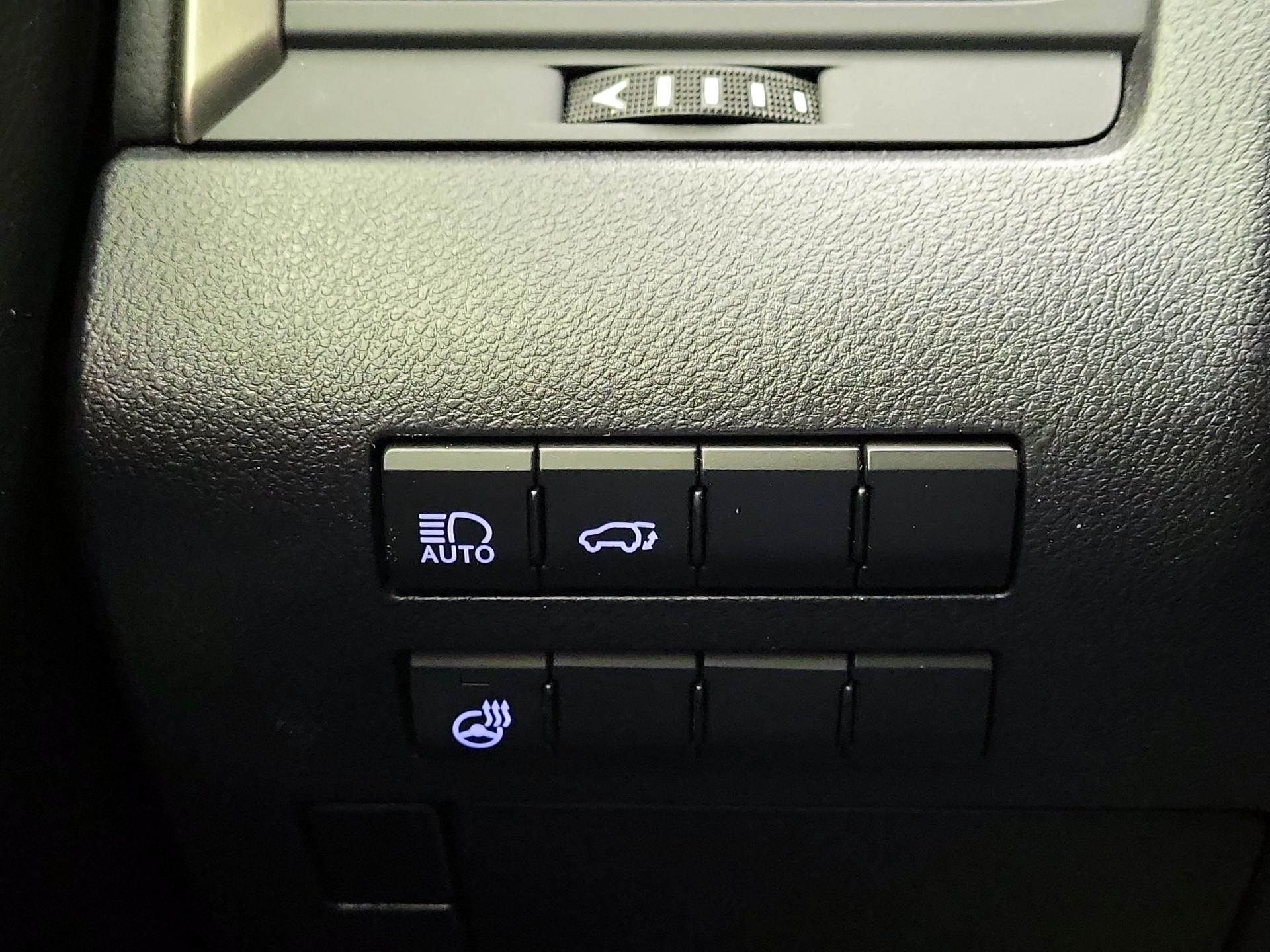 Thumbnail: 2017 Lexus RX - 13