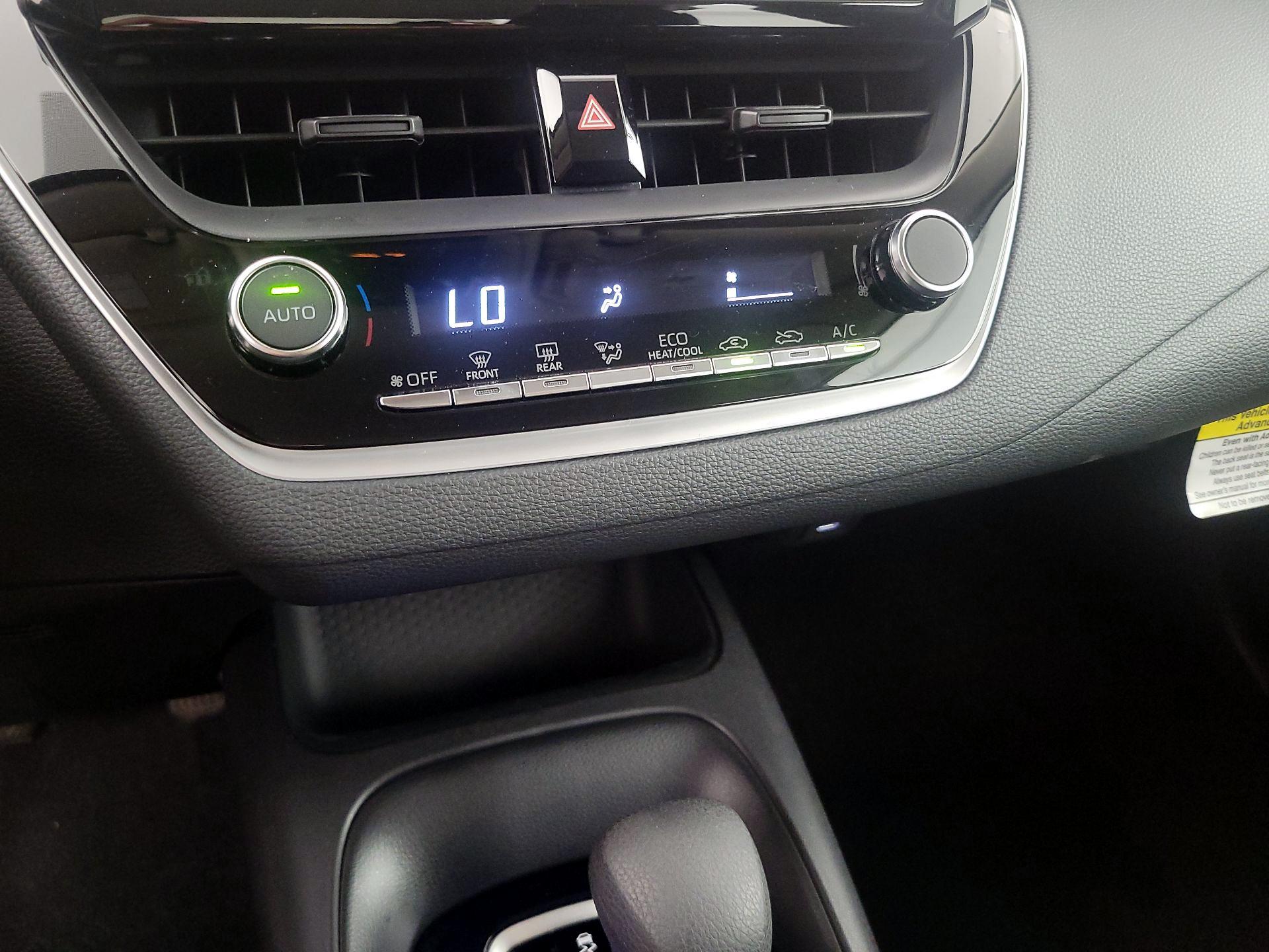 Thumbnail: 2024 Toyota Corolla - 16