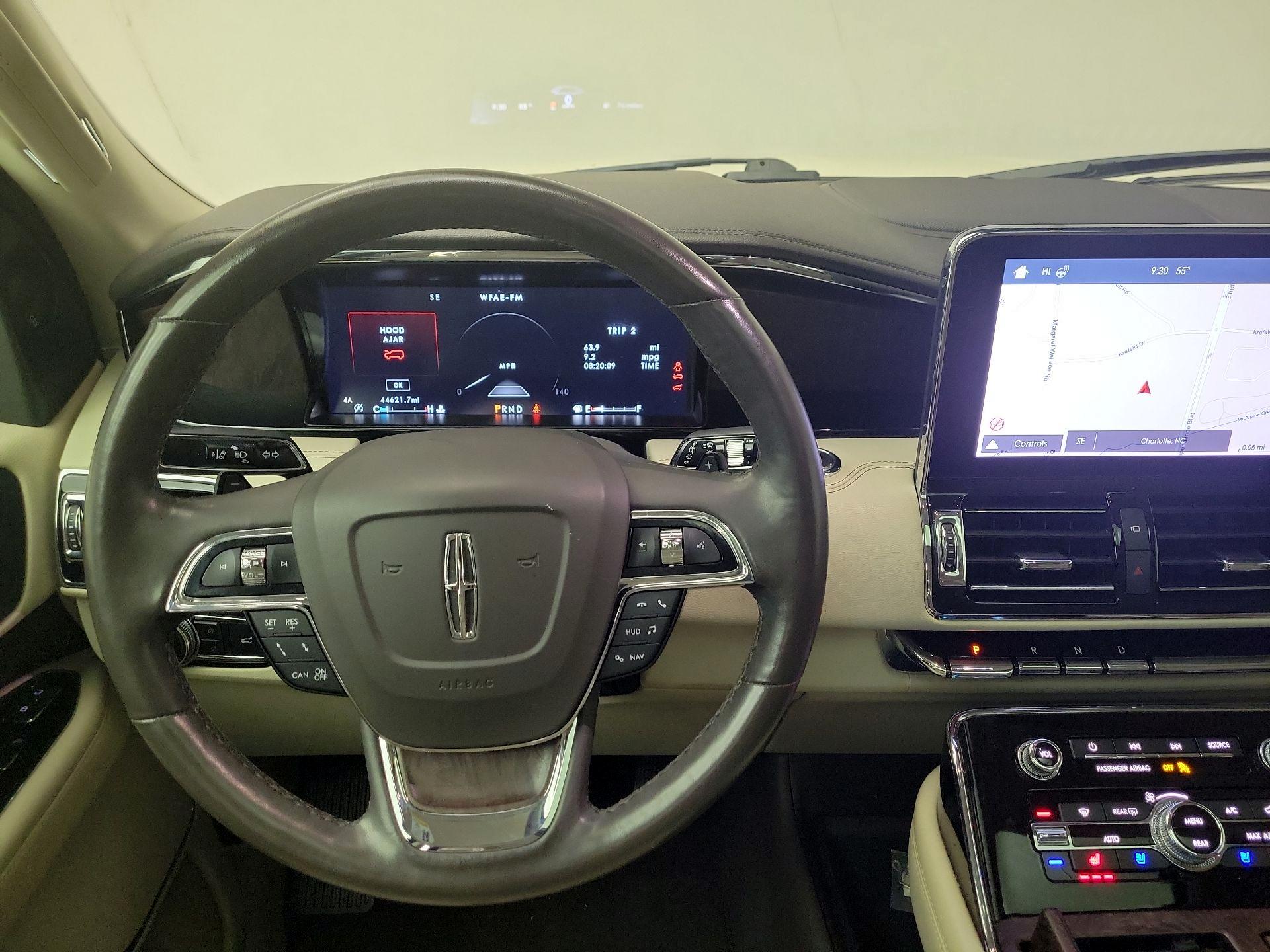 Thumbnail: 2019 Lincoln Navigator - 10