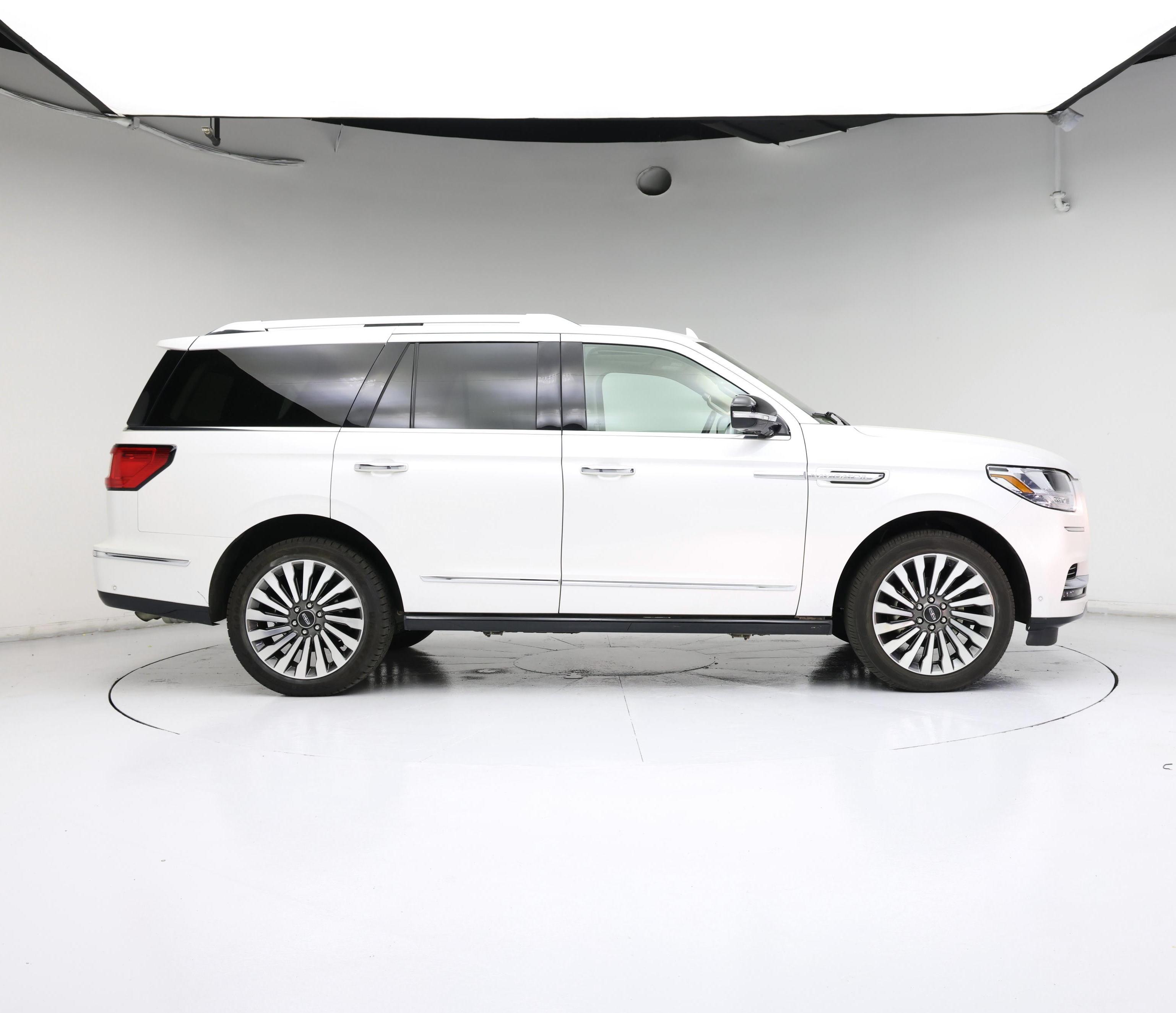 Thumbnail: 2019 Lincoln Navigator - 7