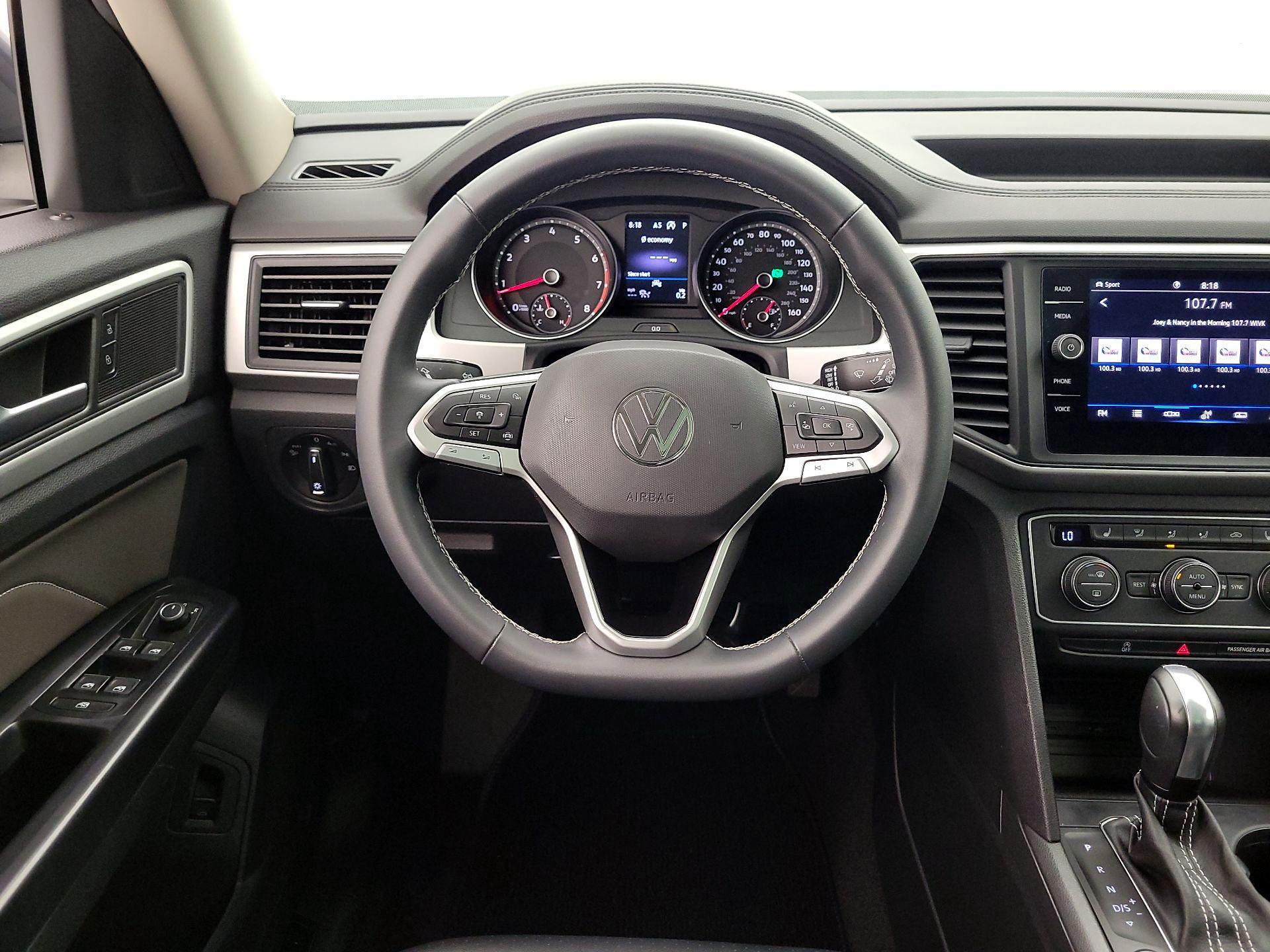 Thumbnail: 2021 Volkswagen Atlas - 10