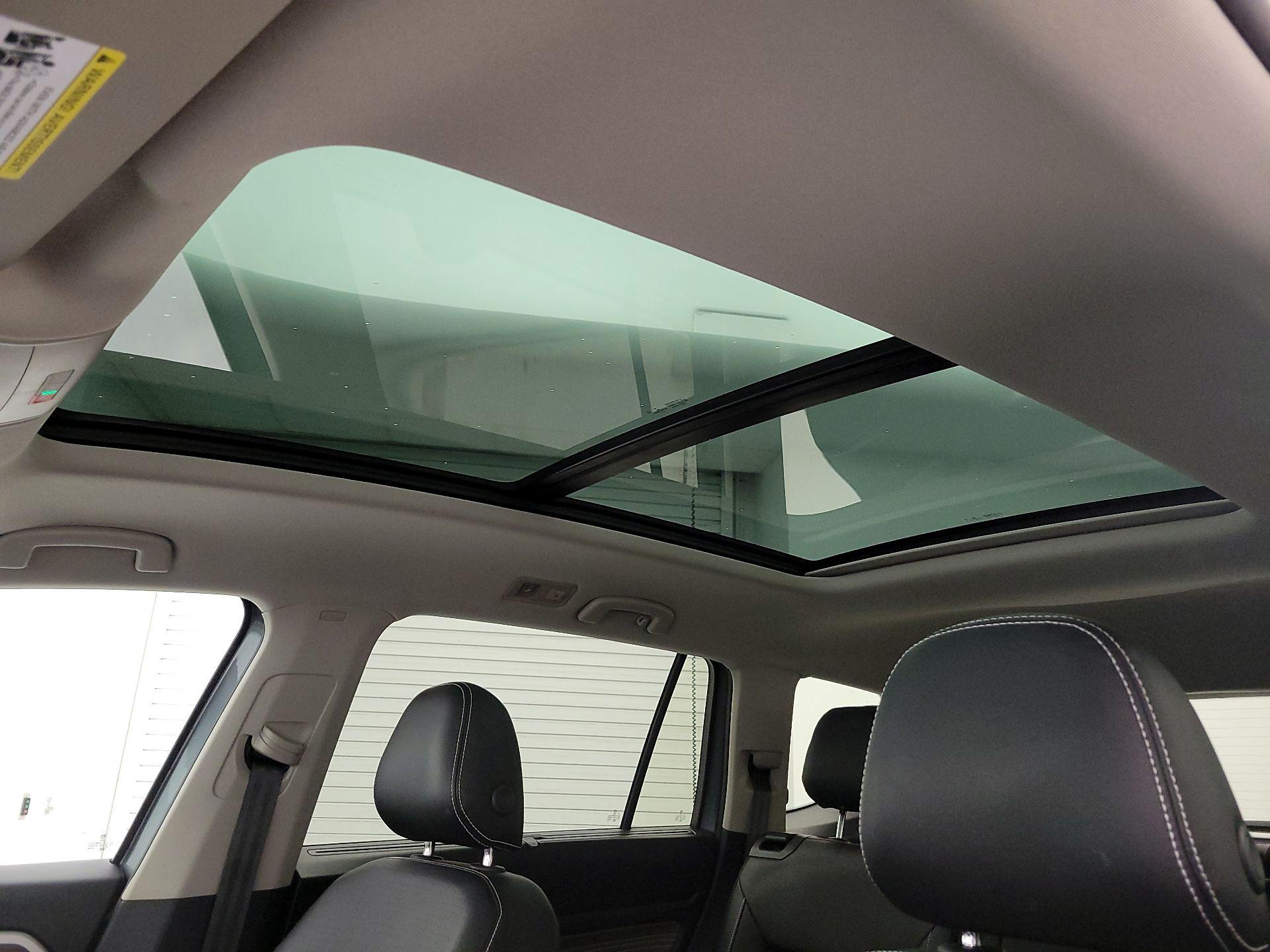 Thumbnail: 2021 Volkswagen Atlas - 19