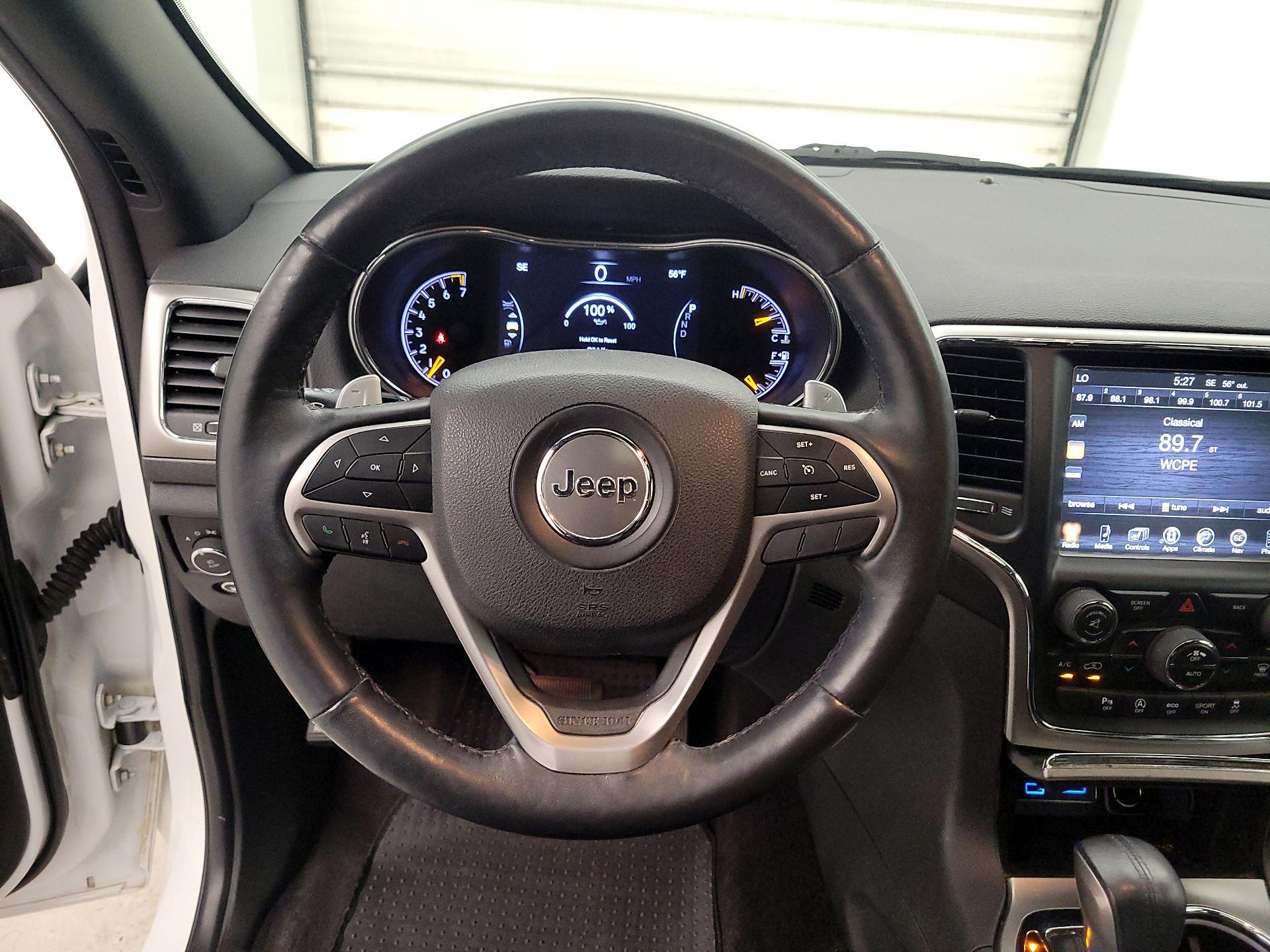 Thumbnail: 2017 Jeep Grand Cherokee - 10