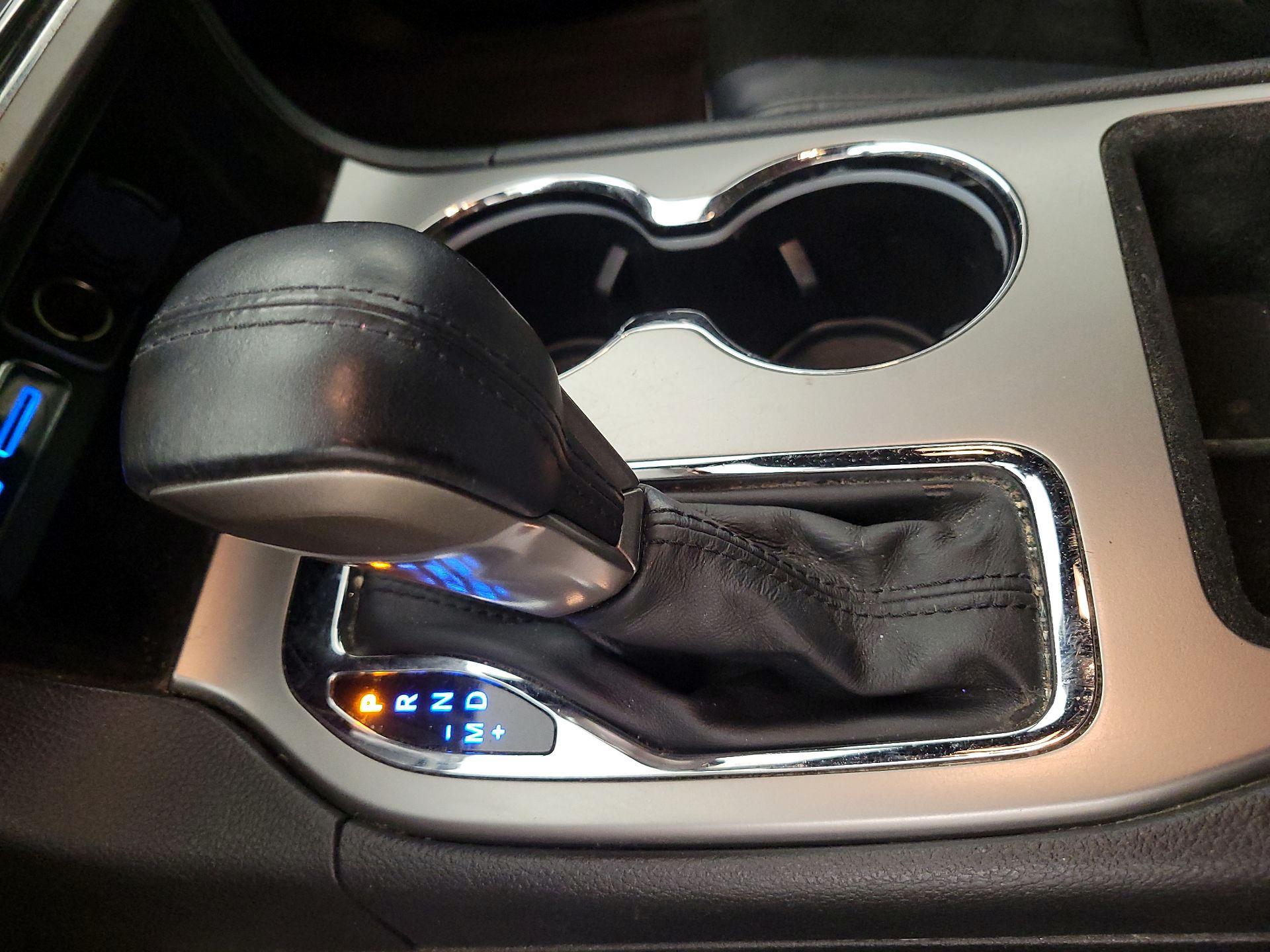 Thumbnail: 2017 Jeep Grand Cherokee - 17