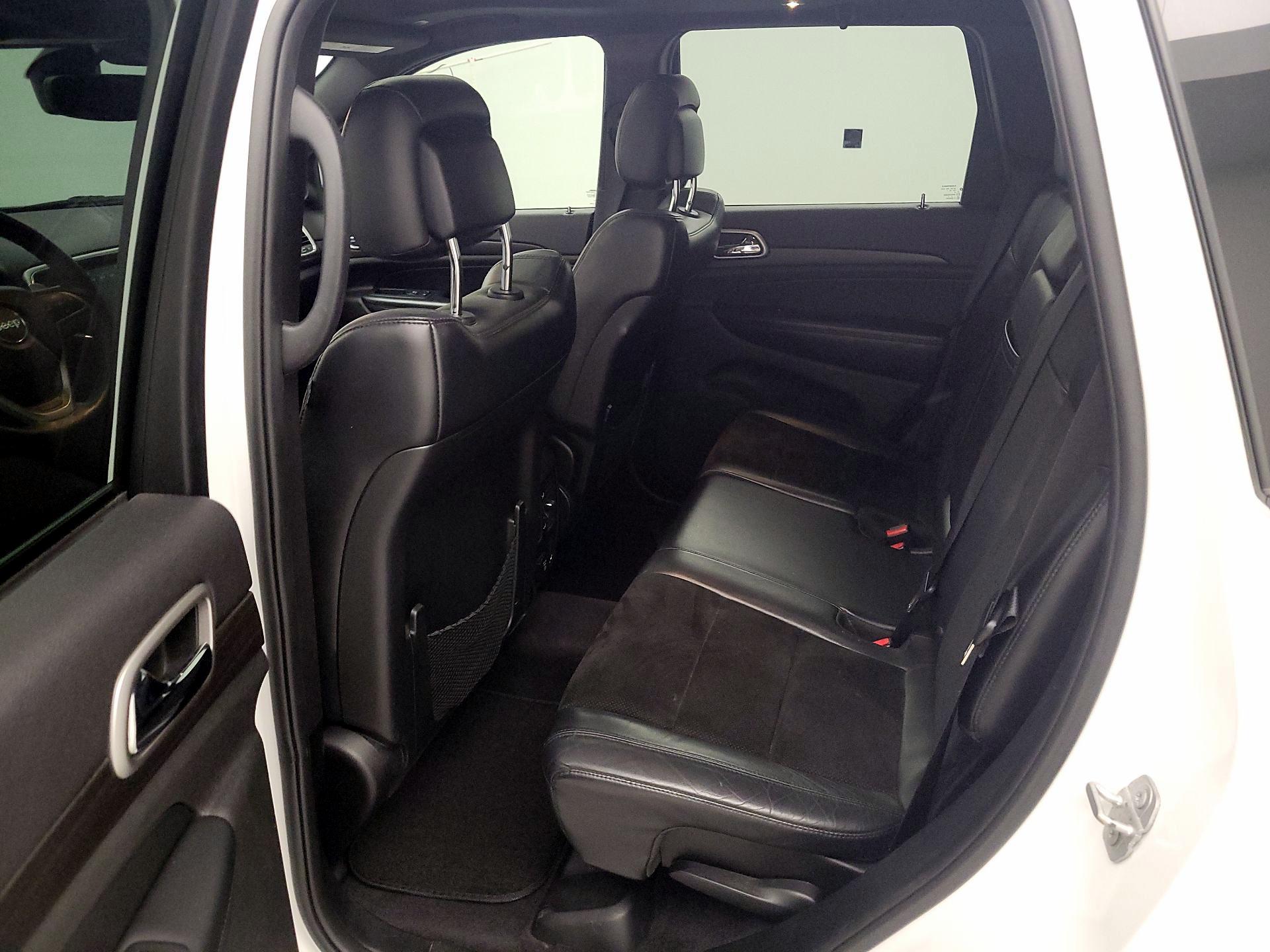 Thumbnail: 2017 Jeep Grand Cherokee - 20