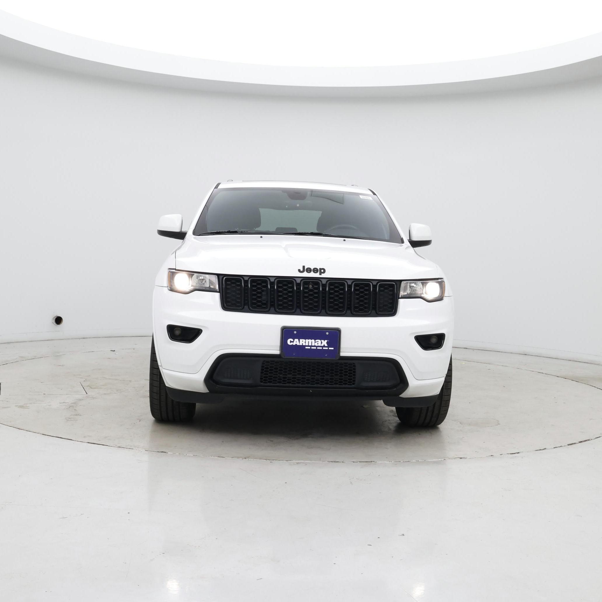 Thumbnail: 2017 Jeep Grand Cherokee - 5