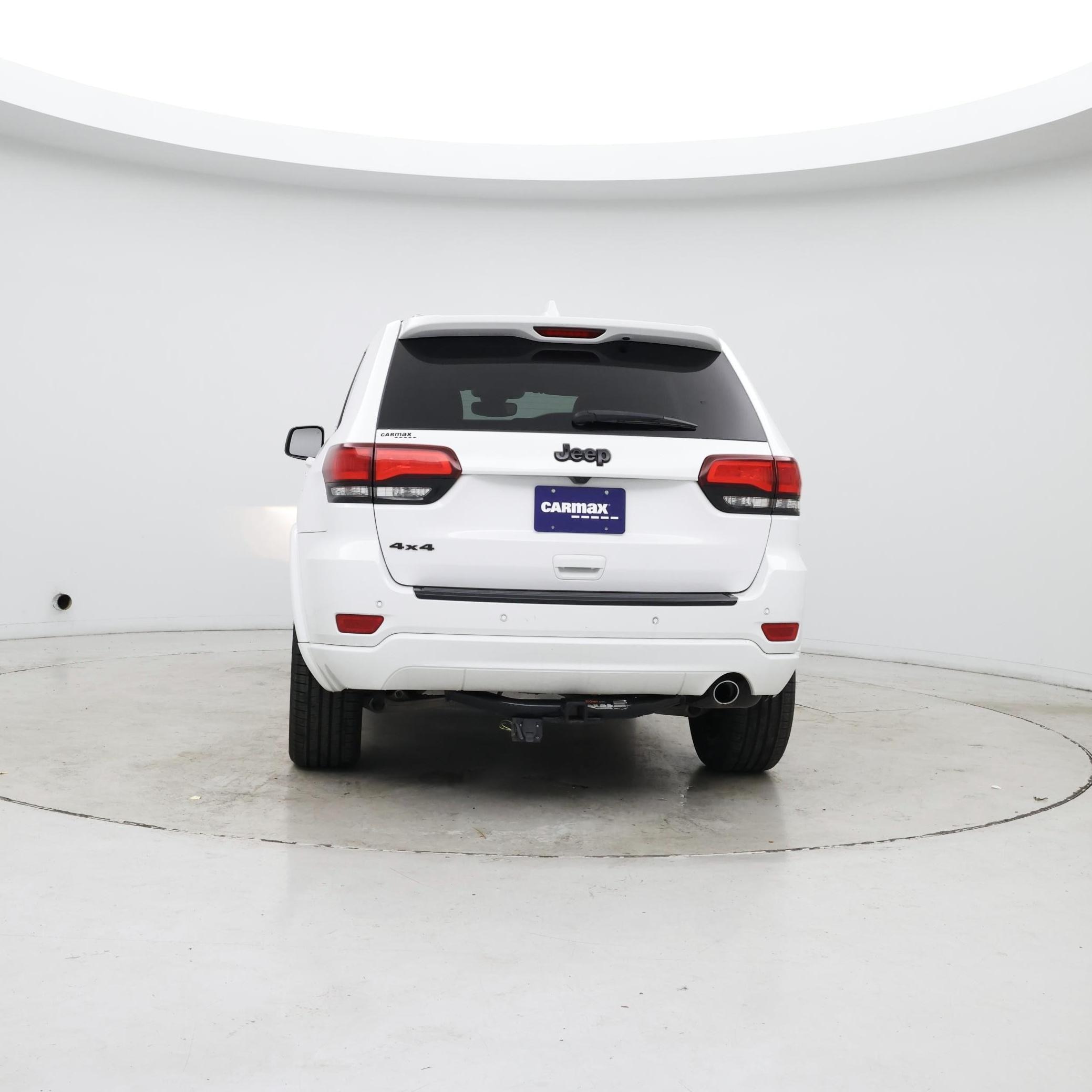 Thumbnail: 2017 Jeep Grand Cherokee - 6