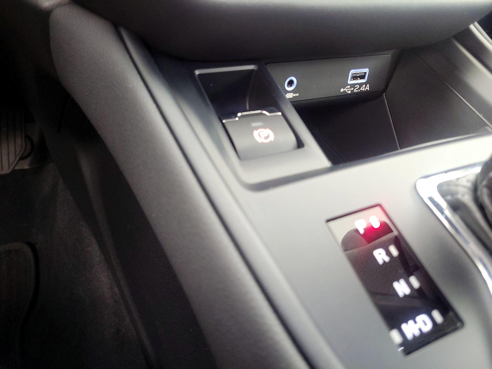 Thumbnail: 2025 Subaru Legacy - 18