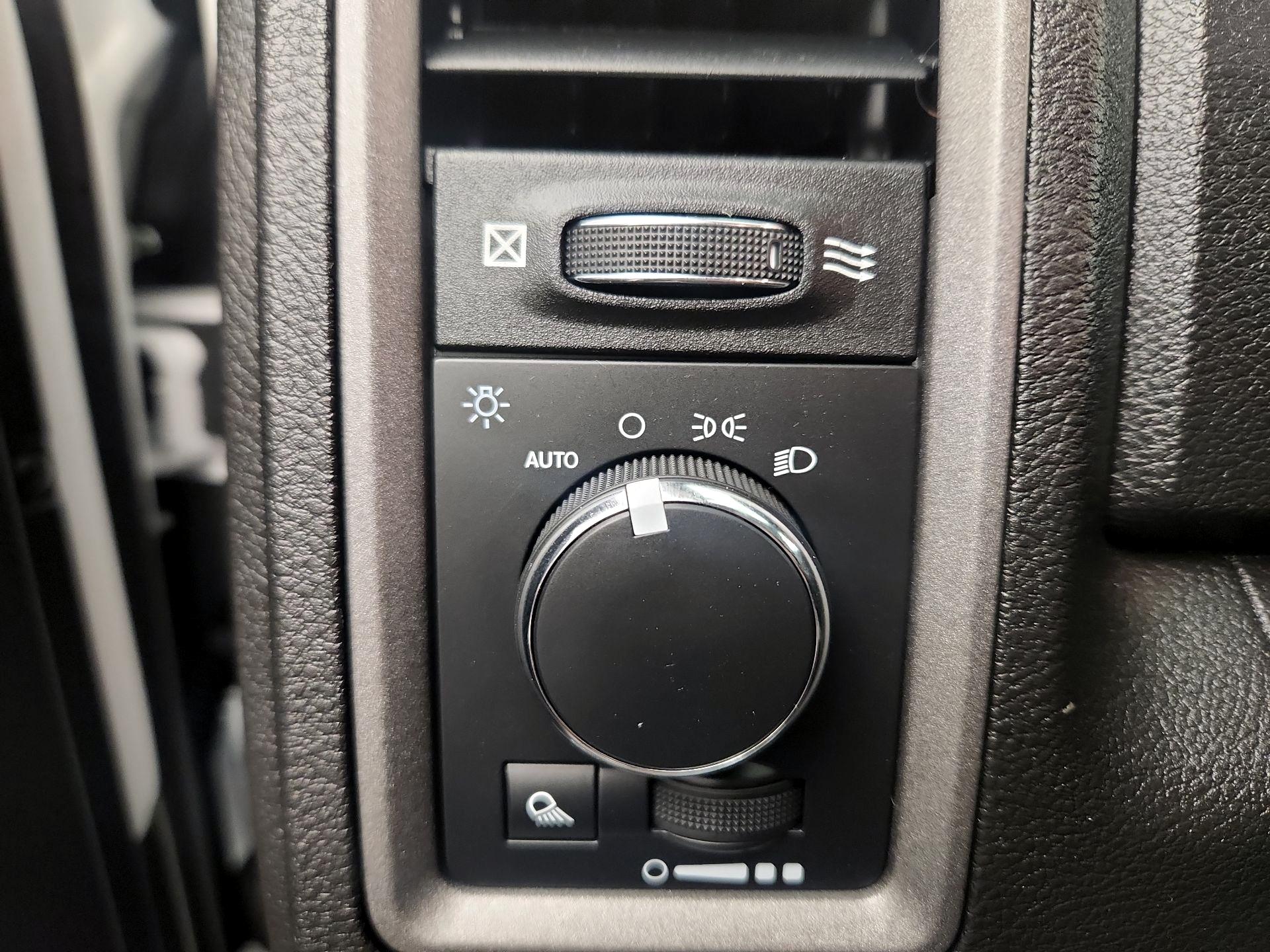 Thumbnail: 2022 RAM 1500 Classic - 11