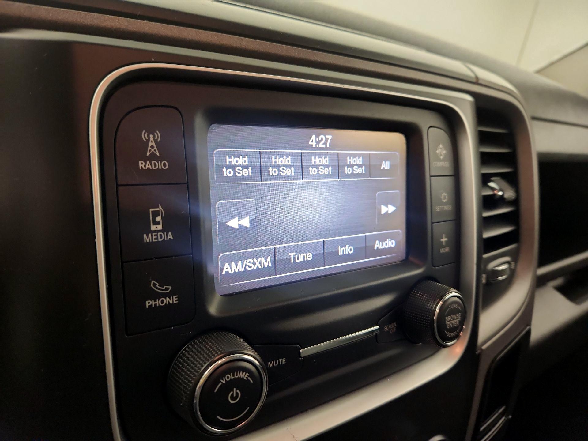 Thumbnail: 2022 RAM 1500 Classic - 13