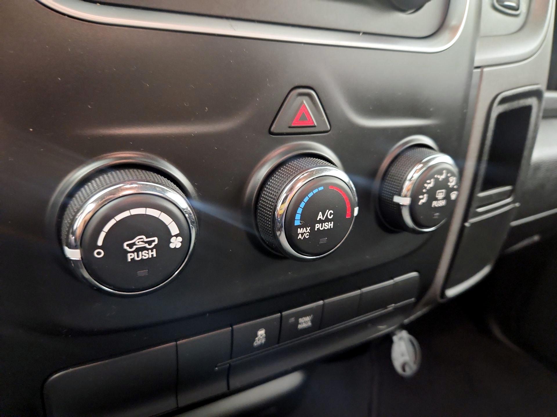 Thumbnail: 2022 RAM 1500 Classic - 14