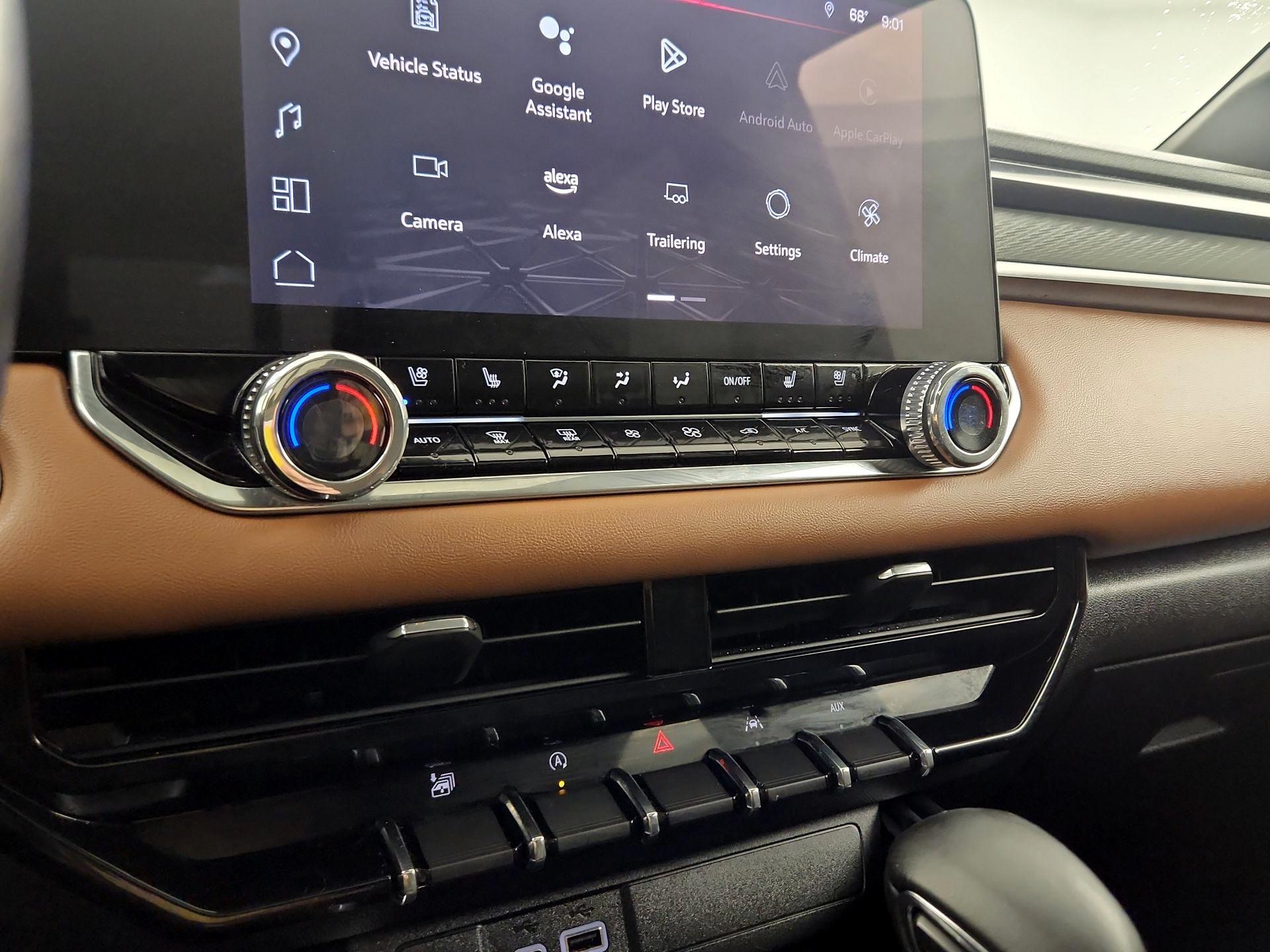 Thumbnail: 2024 GMC Canyon - 14