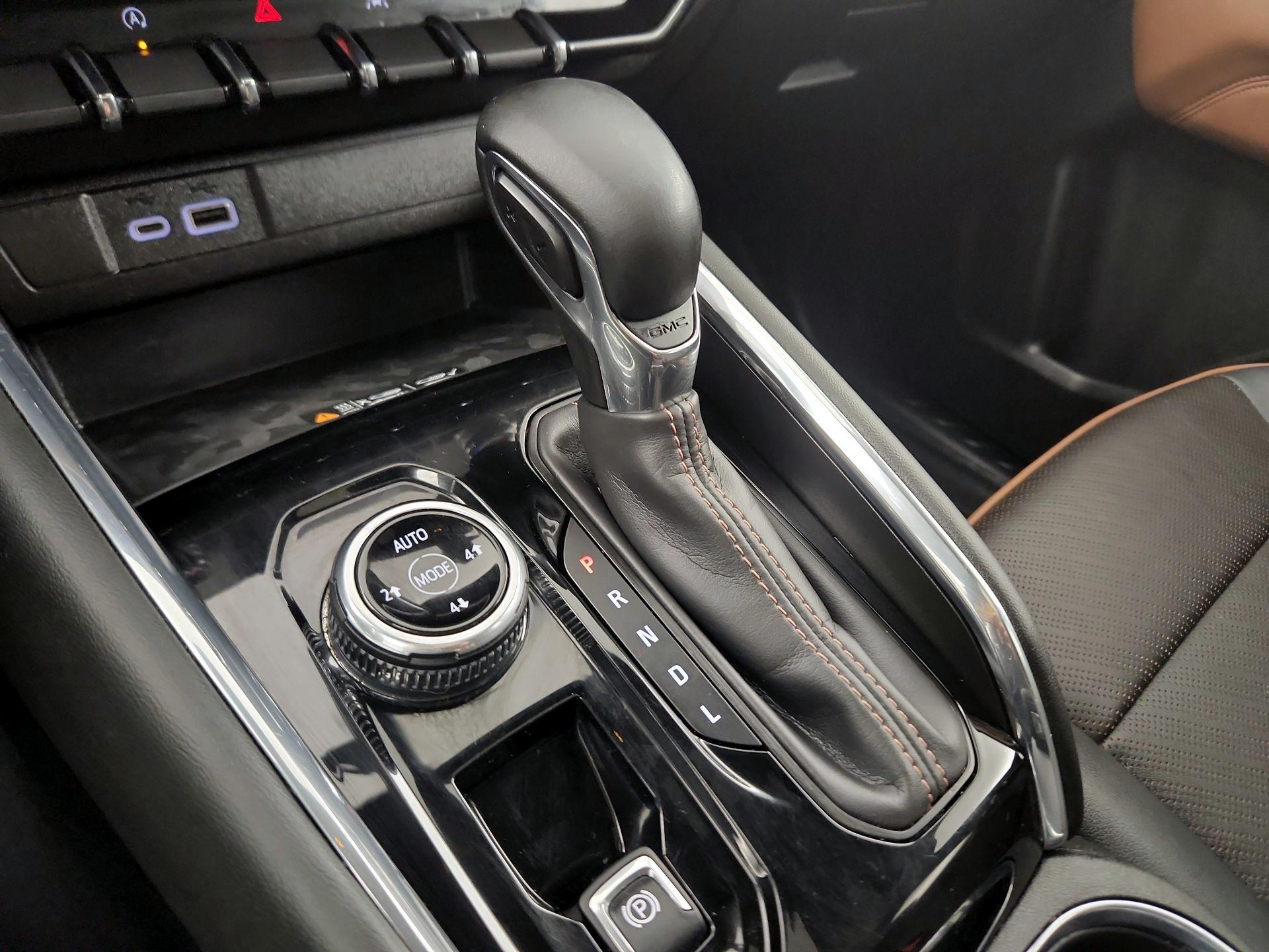 Thumbnail: 2024 GMC Canyon - 15