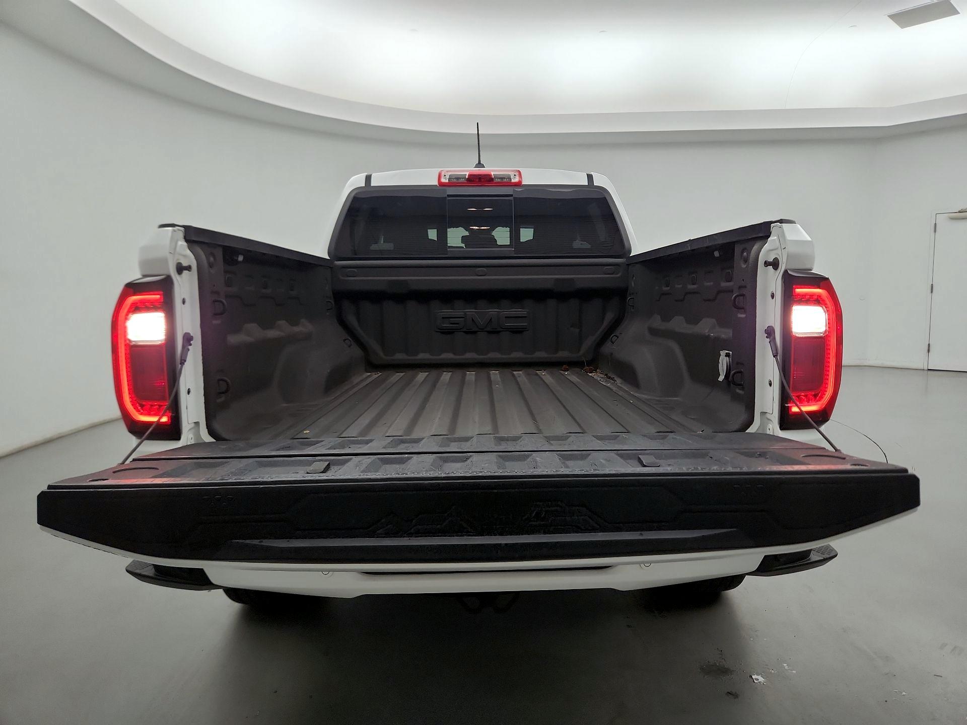 Thumbnail: 2024 GMC Canyon - 19