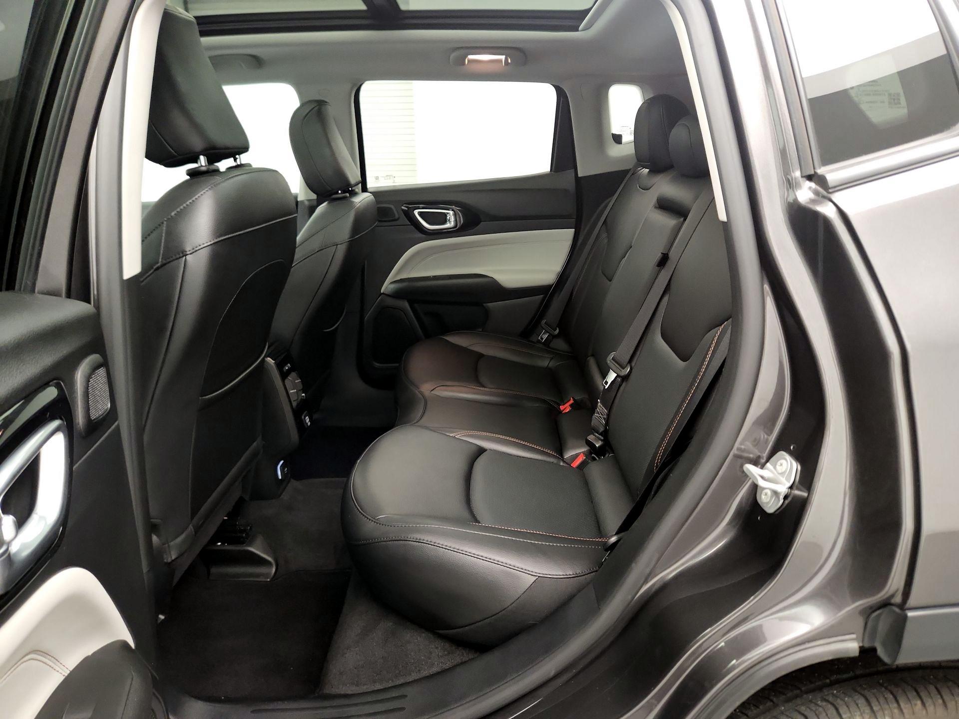 Thumbnail: 2022 Jeep Compass - 18