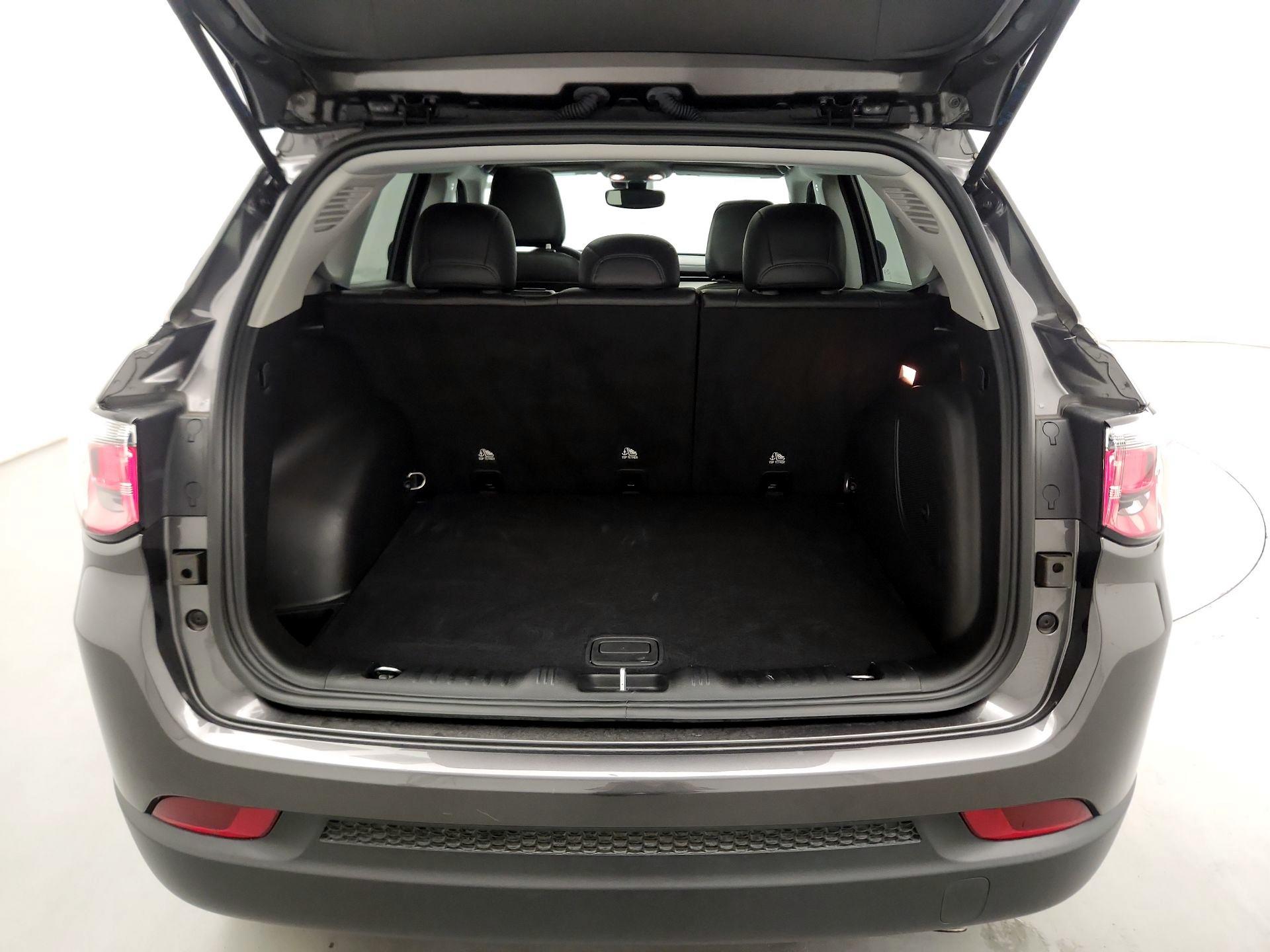 Thumbnail: 2022 Jeep Compass - 19