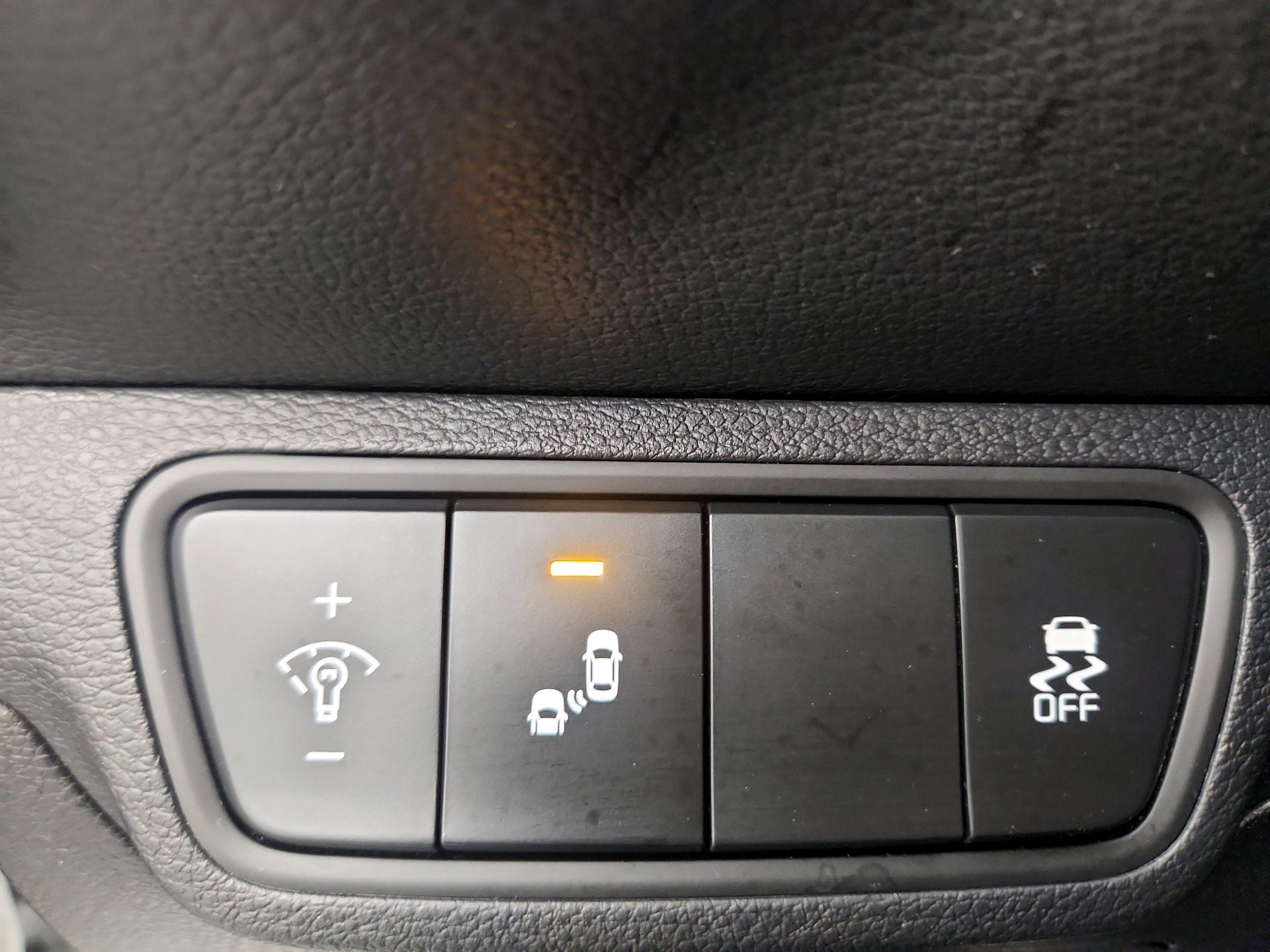 Thumbnail: 2023 Kia Forte - 11