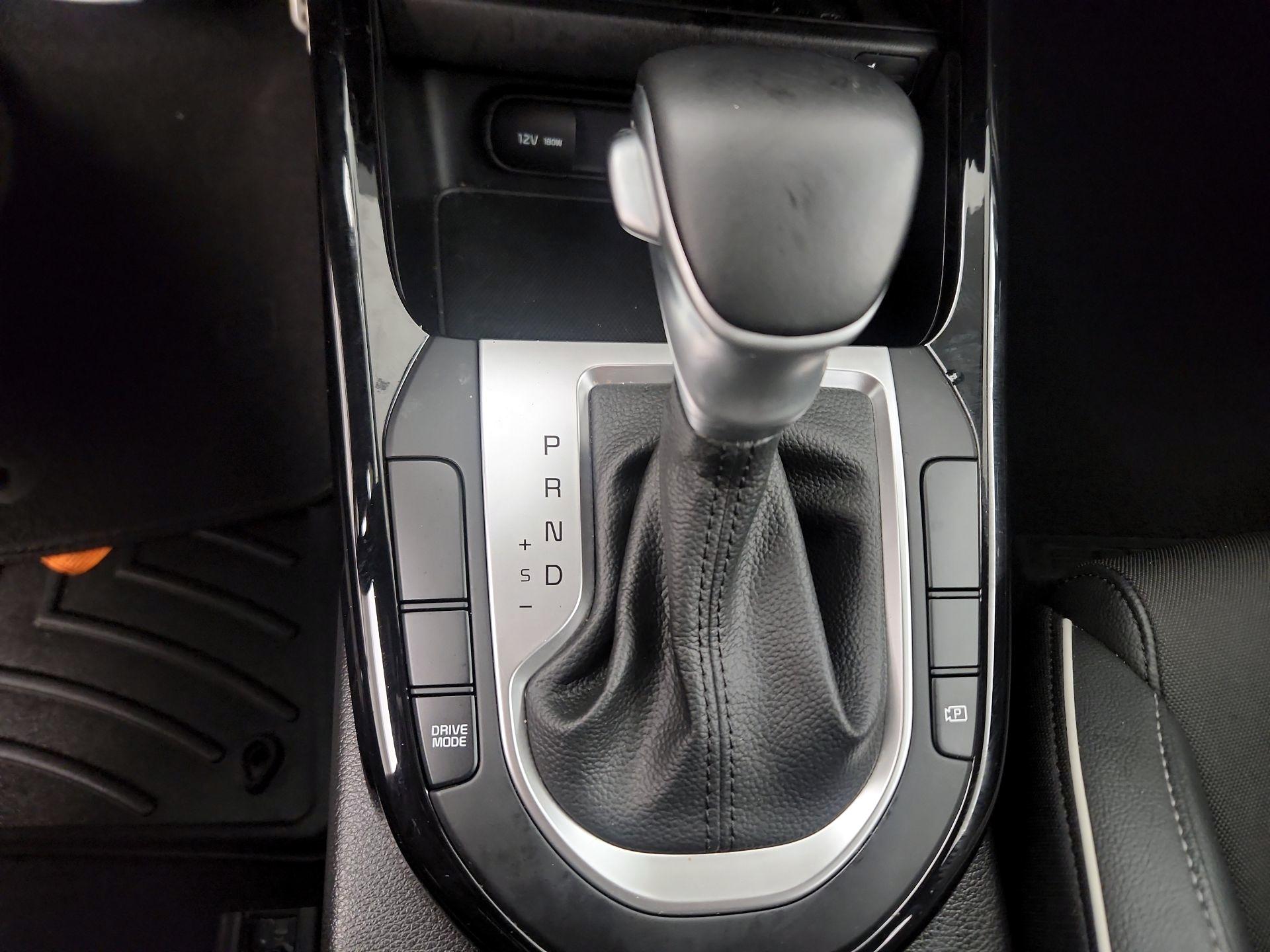 Thumbnail: 2023 Kia Forte - 16